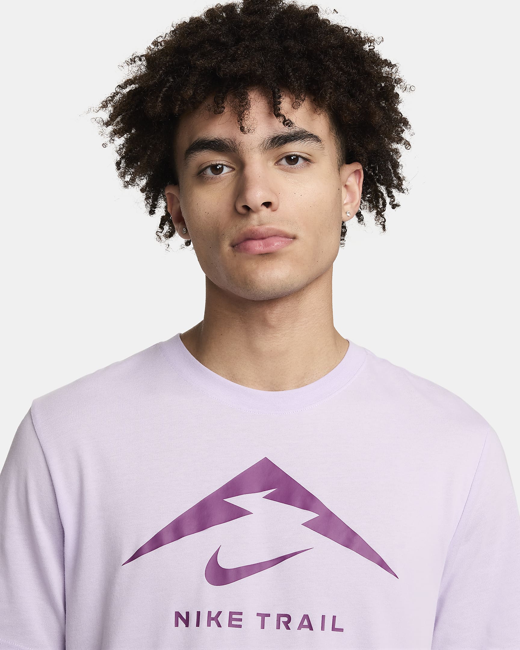 Playera de trail running para hombre Nike Dri-FIT - Bruma violeta