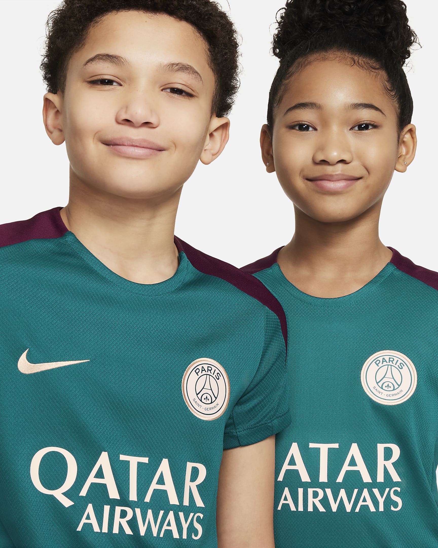 Paris Saint-Germain Strike Nike Dri-FIT knit voetbaltop met korte mouwen voor kids - Geode Teal/Geode Teal/Bordeaux/Guava Ice