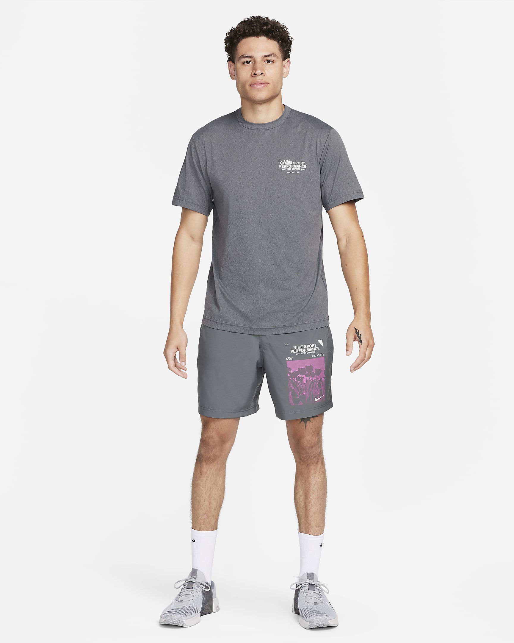 Nike Hyverse Men's Dri-FIT UV Short-sleeve Versatile Top. Nike UK