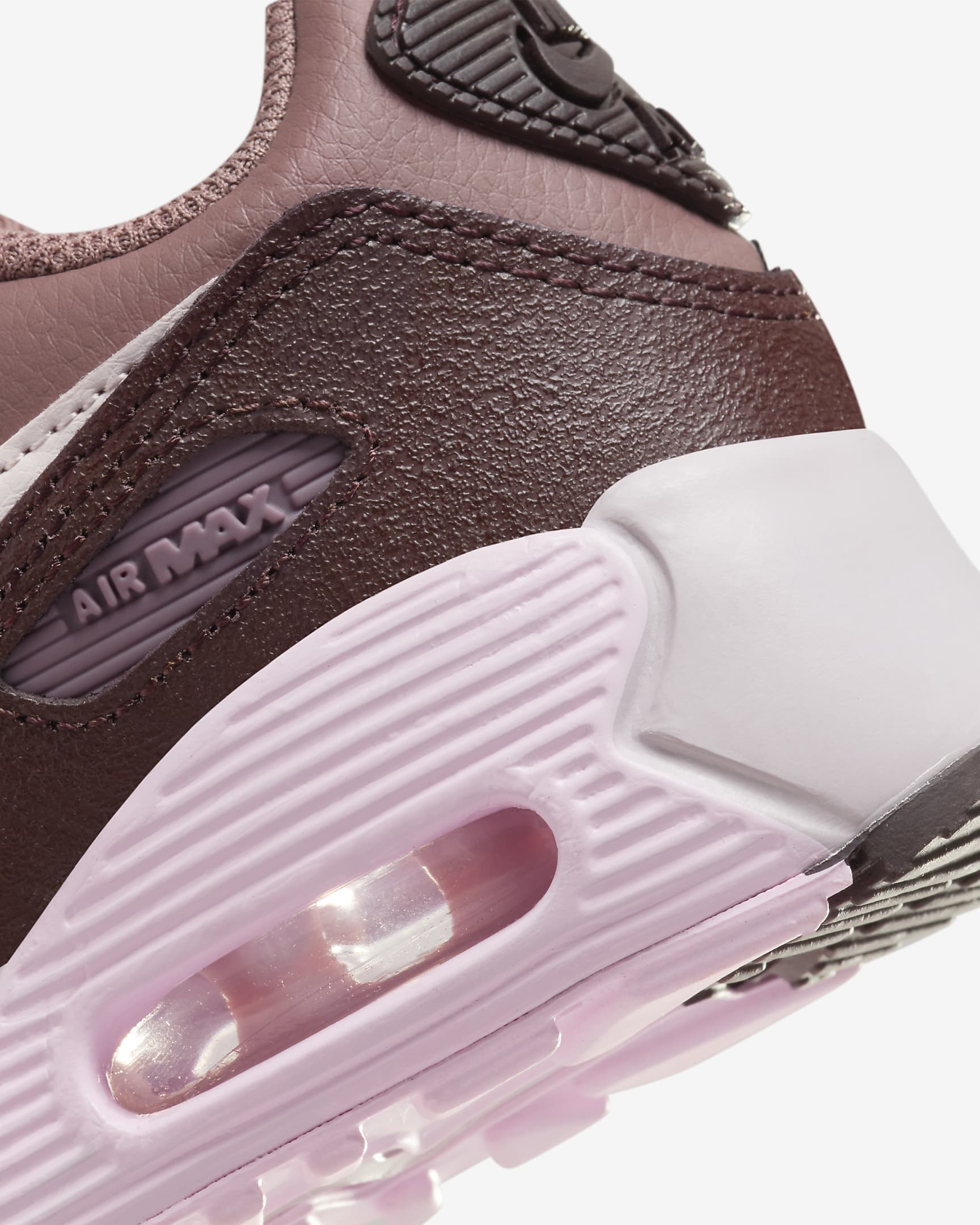 Nike Air Max 90 LTR Younger Kids' Shoes. Nike ID