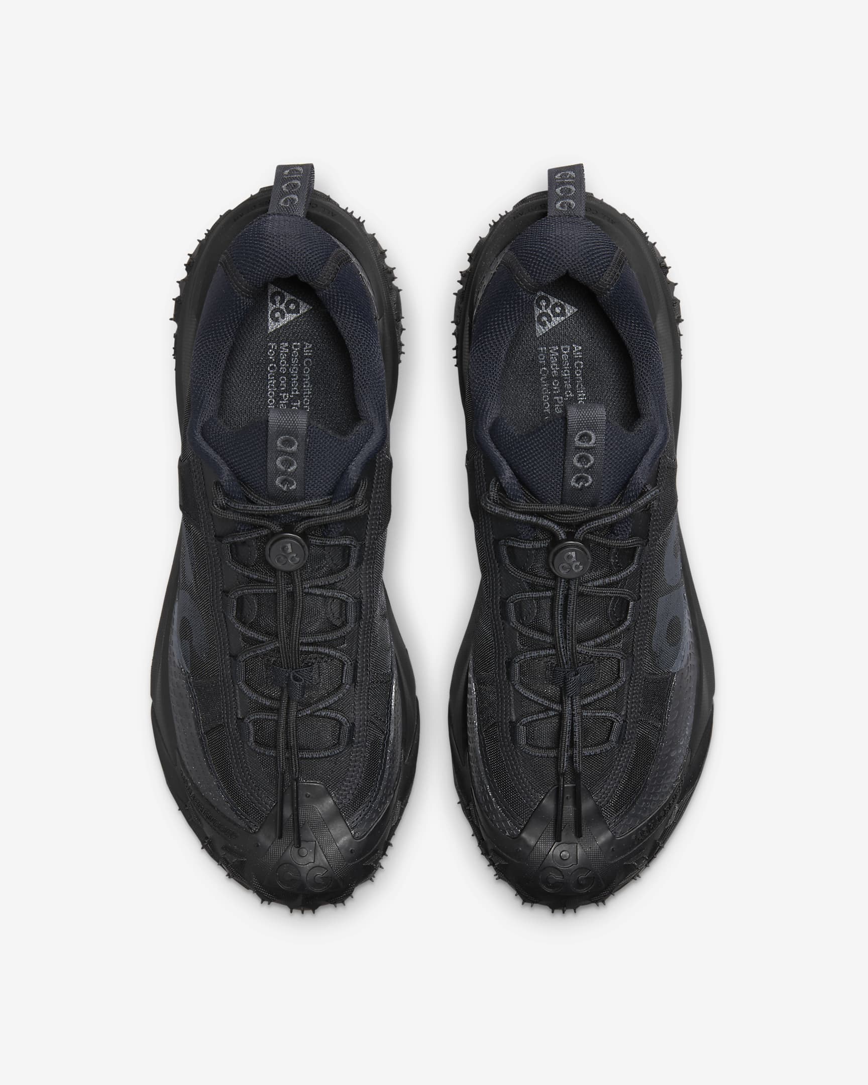 nike acg mountain fly low $180