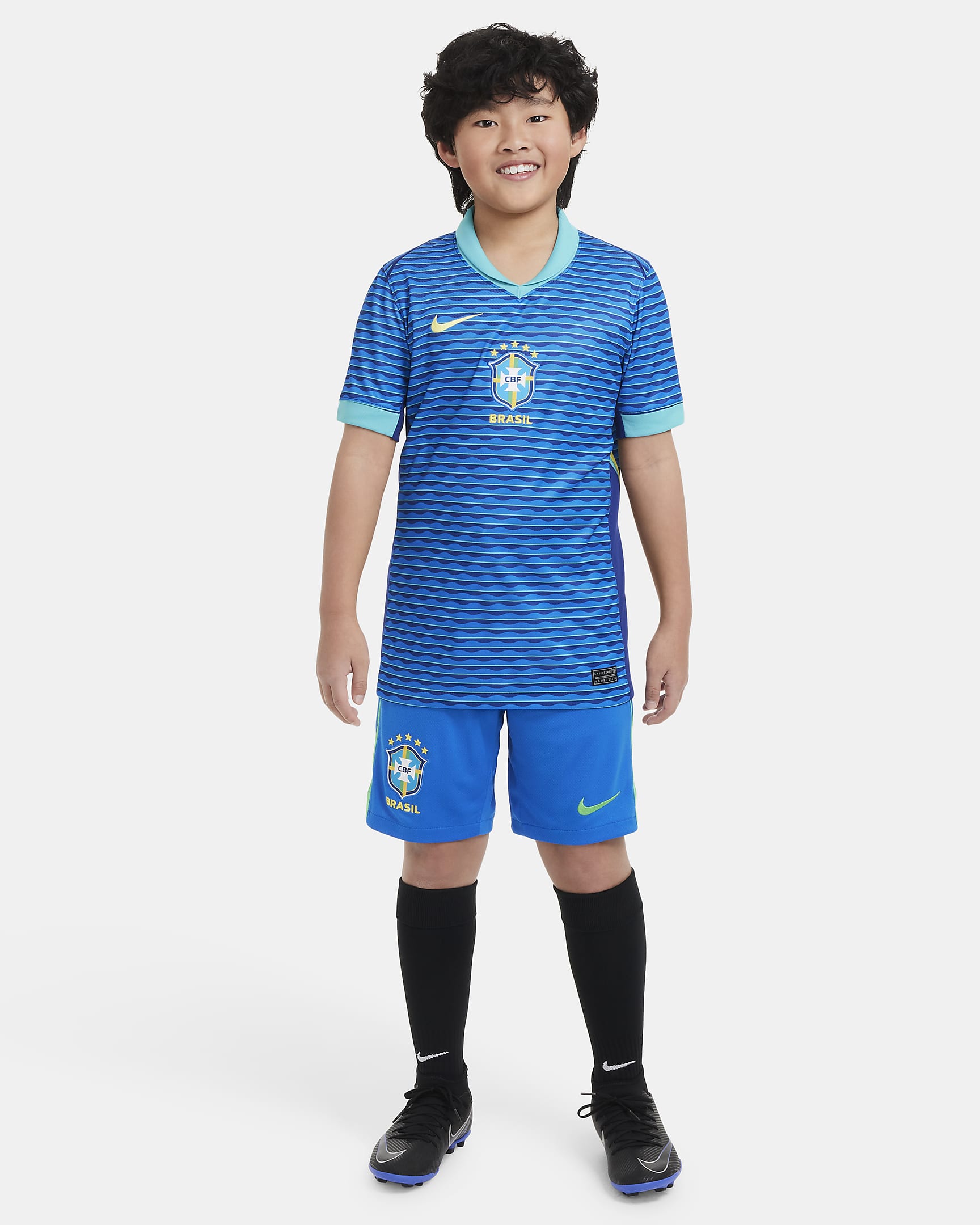 Brazil 2024 Nike Dri-FIT Stadium Replica-Auswärtsfußballtrikot für ältere Kinder - Soar/Light Retro/Dynamic Yellow