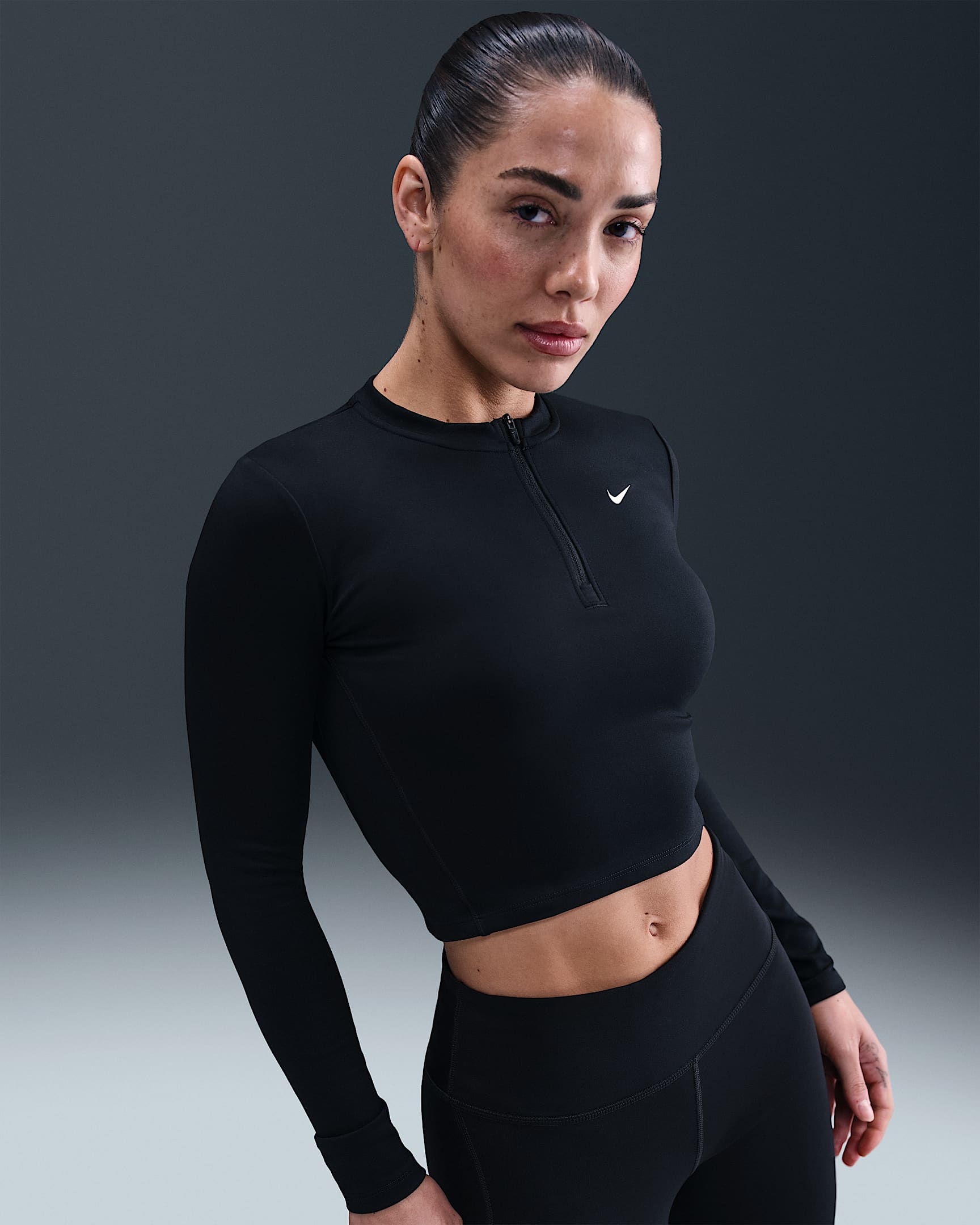 Nike One Women's Dri-FIT 1/2-Zip Mid Layer - Black/White