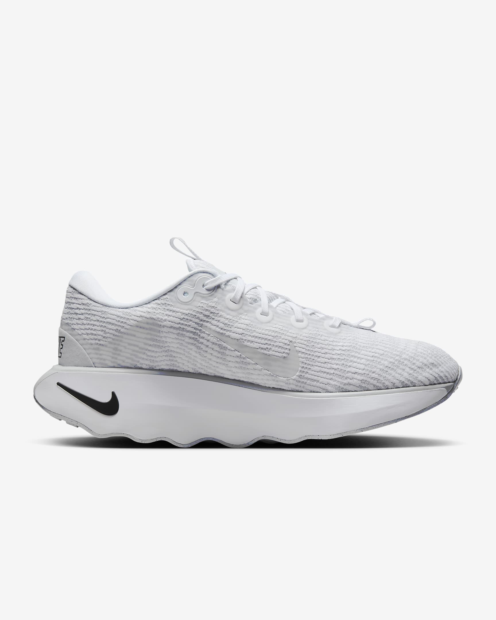 Chaussure de marche Nike Motiva pour homme - Blanc/Noir/Pure Platinum/Blanc