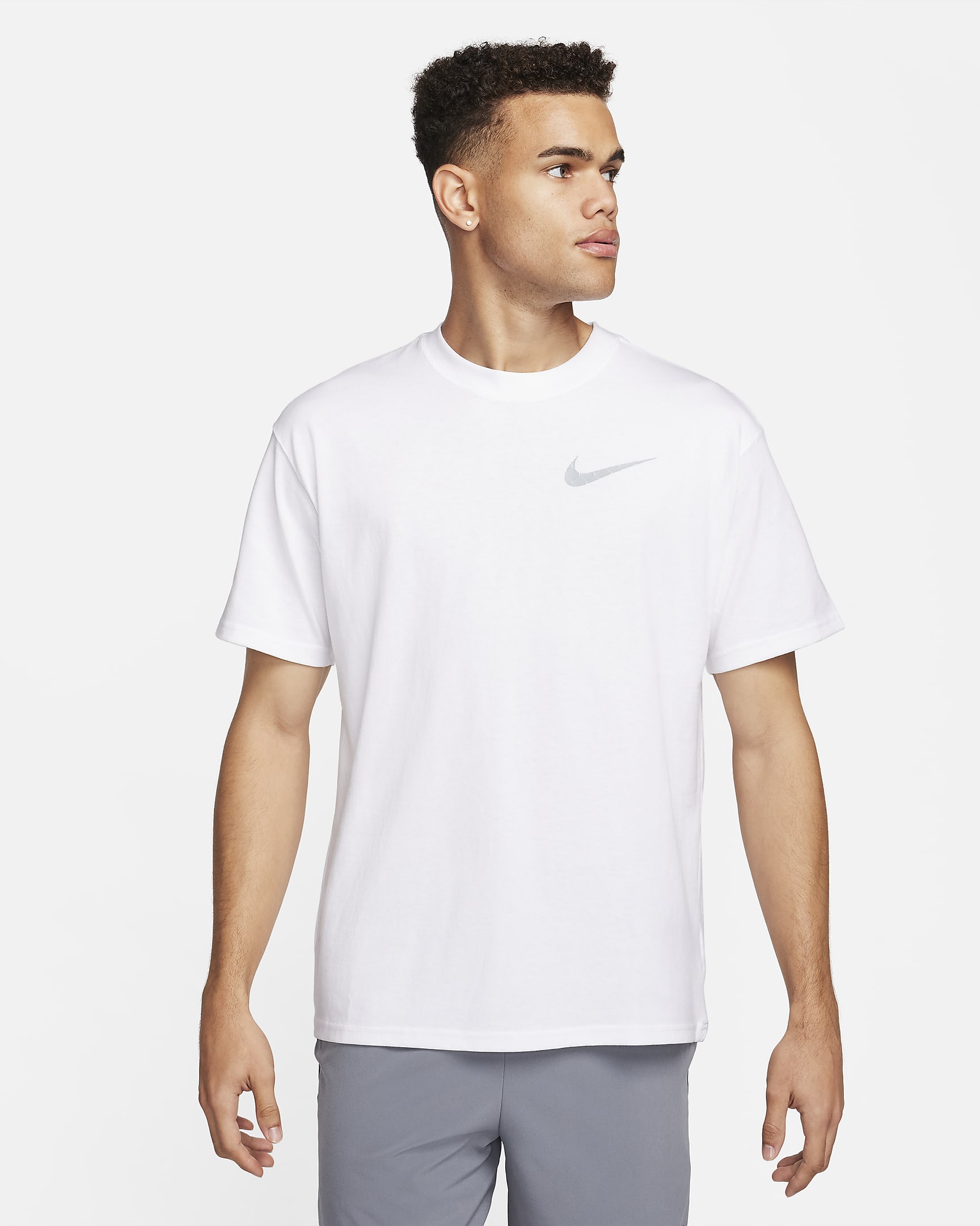 Nike Men's Max90 Basketball T-Shirt. Nike BE