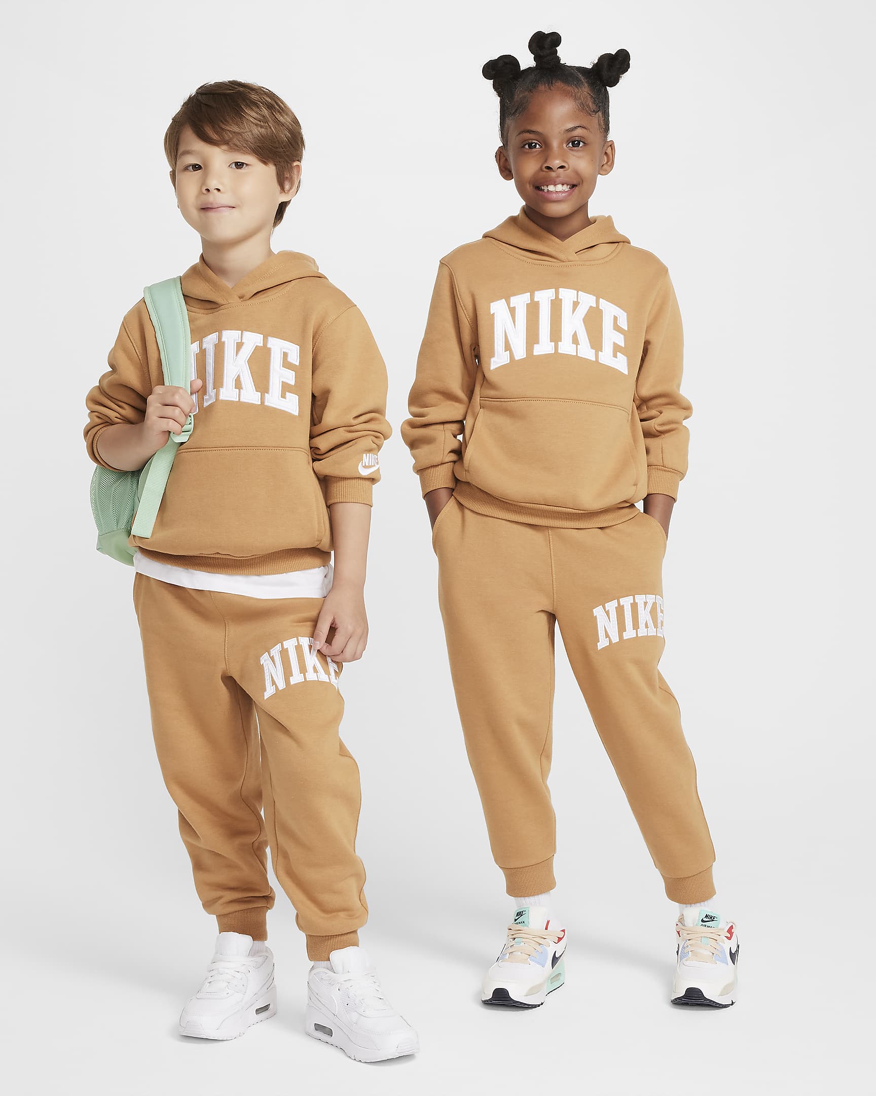 Nike Sportswear Club Little Kids' Applique Fleece Pullover Hoodie - Flax