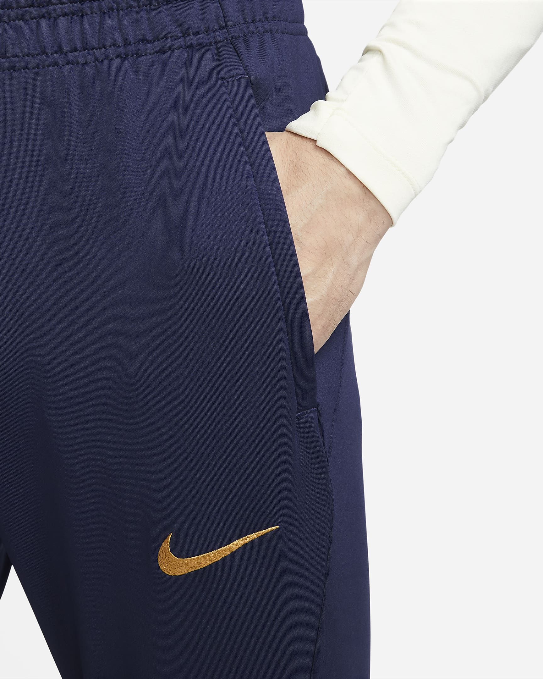 Paris Saint-Germain Strike Men's Nike Dri-FIT Knit Football Pants. Nike SK