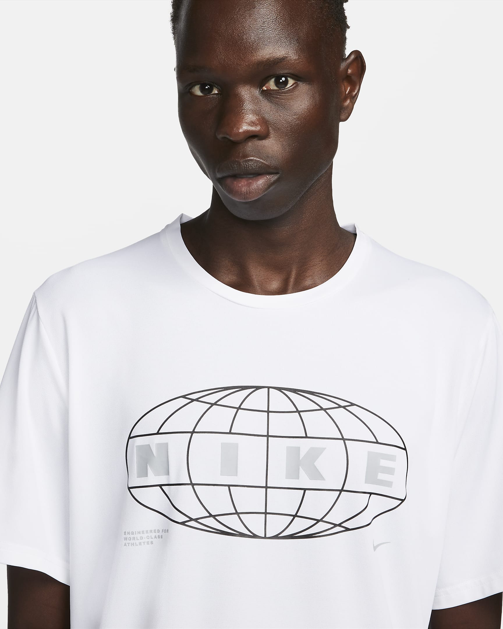 Nike Pro DriFIT Men's Graphic ShortSleeve Top. Nike UK