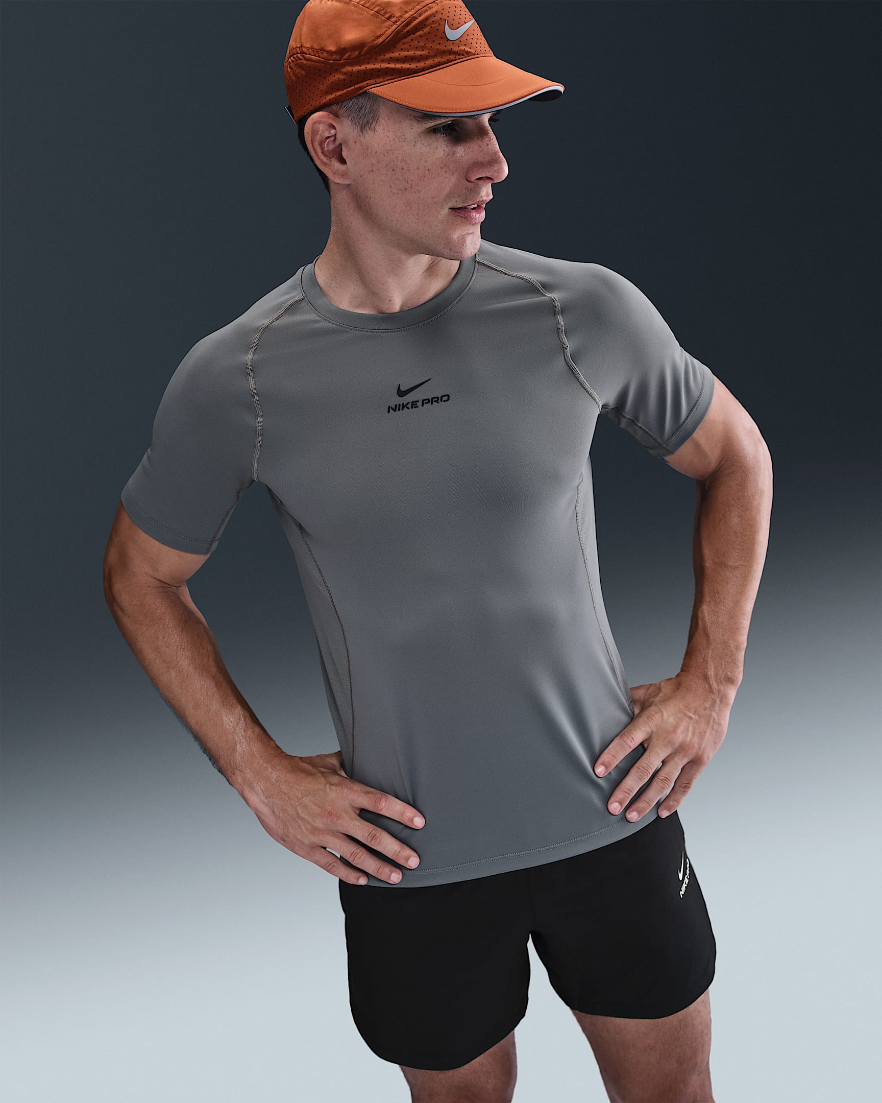 Nike Pro Training Men's Dri-FIT Short-Sleeve Top - Smoke Grey/Black