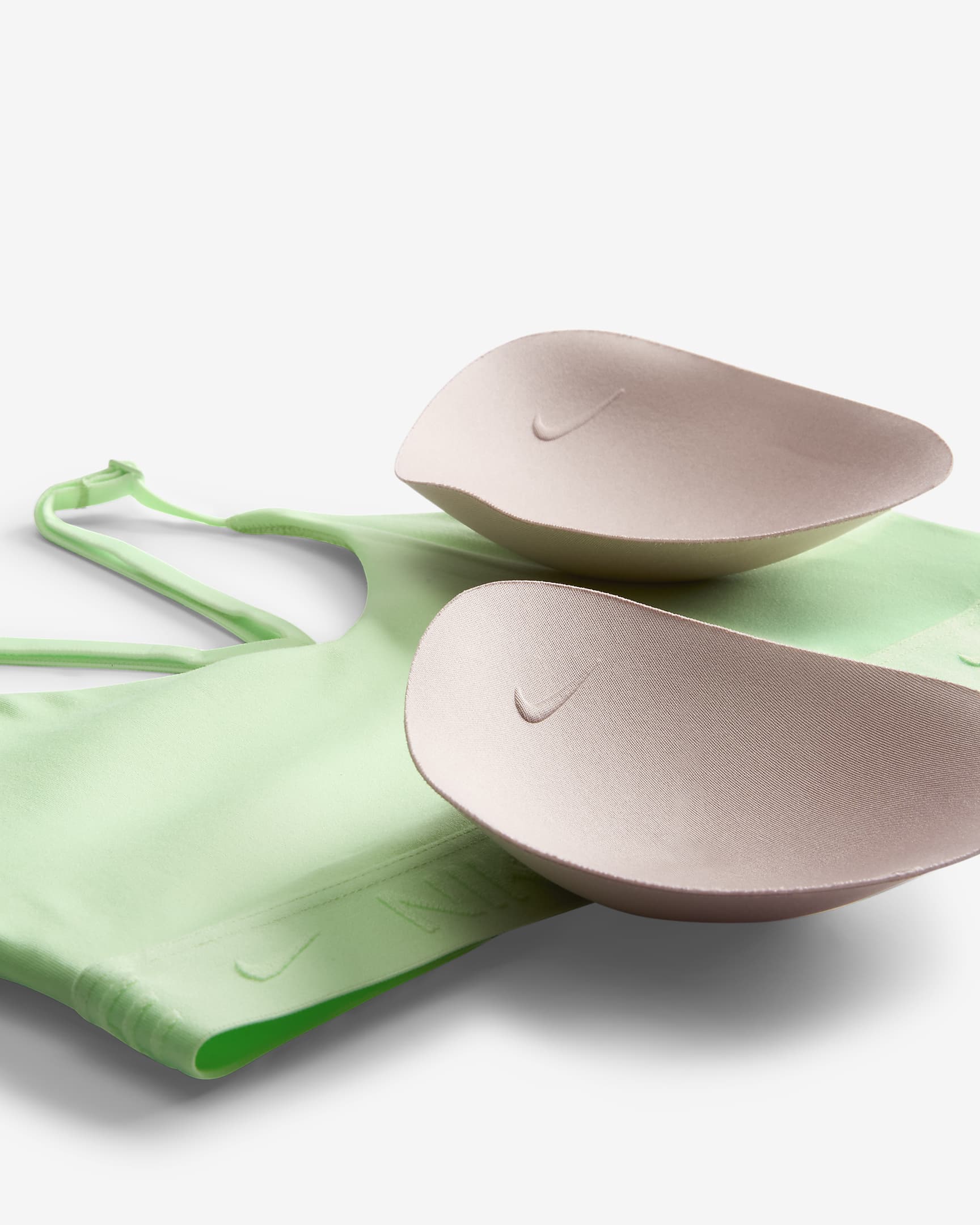 Bra deportivo ajustable acolchado para mujer Nike Indy Light Support - Verde vapor/Verde vapor