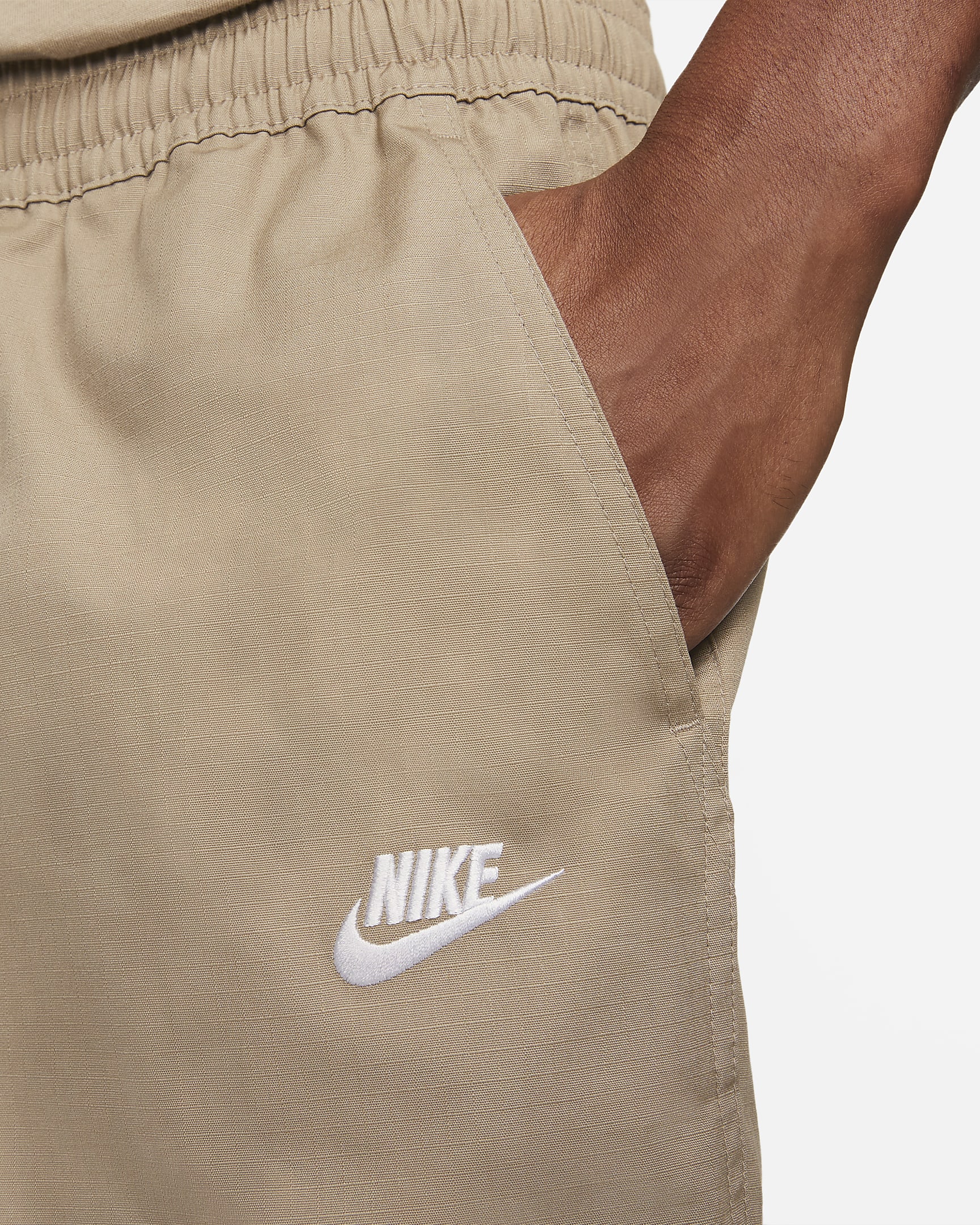 Nike Club Men's Woven Cargo Trousers. Nike UK