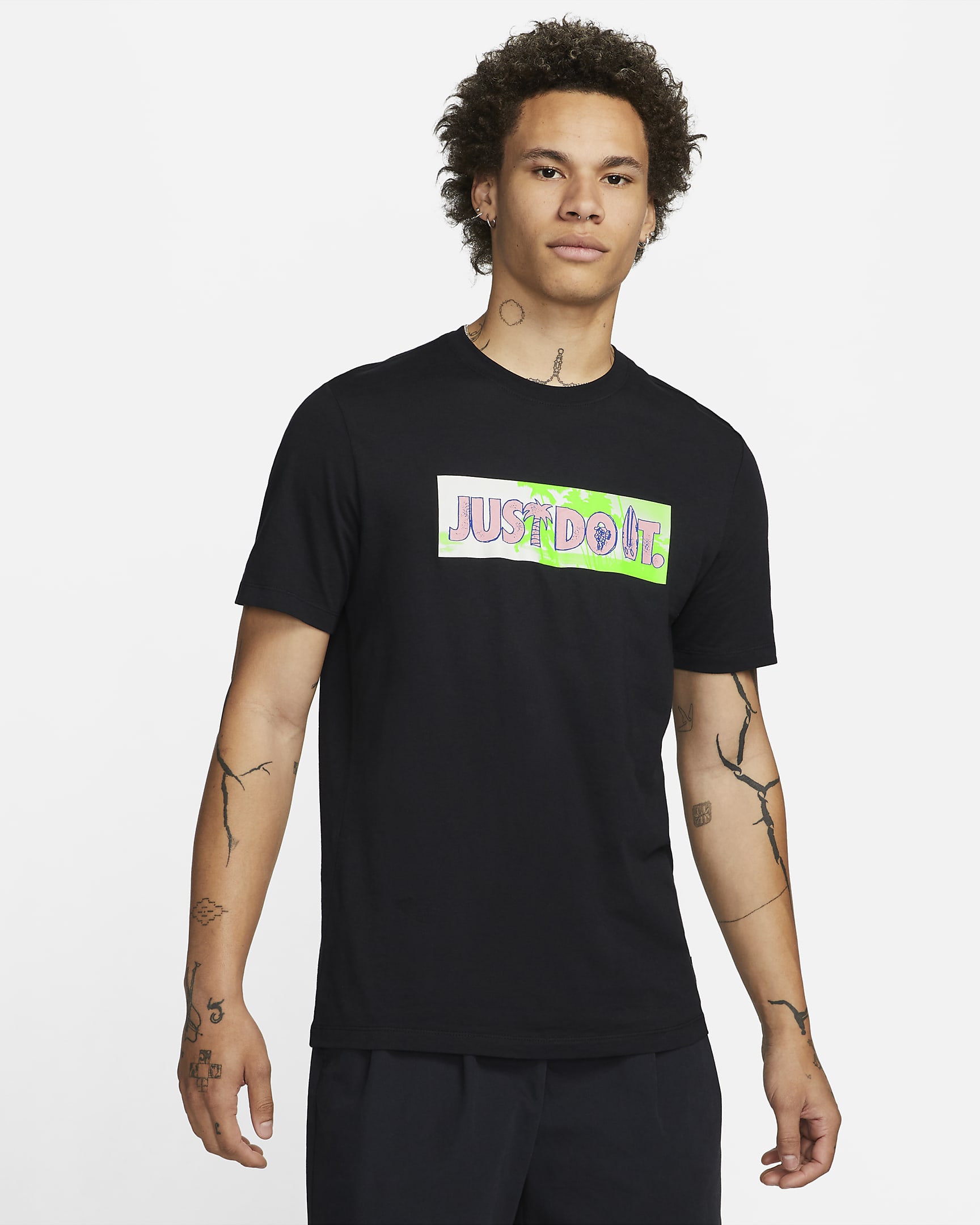 nike.com | Nike Sportswear Men's T-Shirt - Black