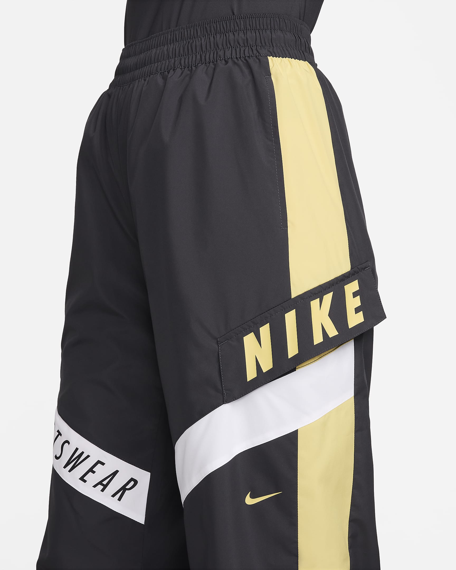 Nike Sportswear bukse med høyt liv til dame - Dark Smoke Grey/Saturn Gold/Hvit