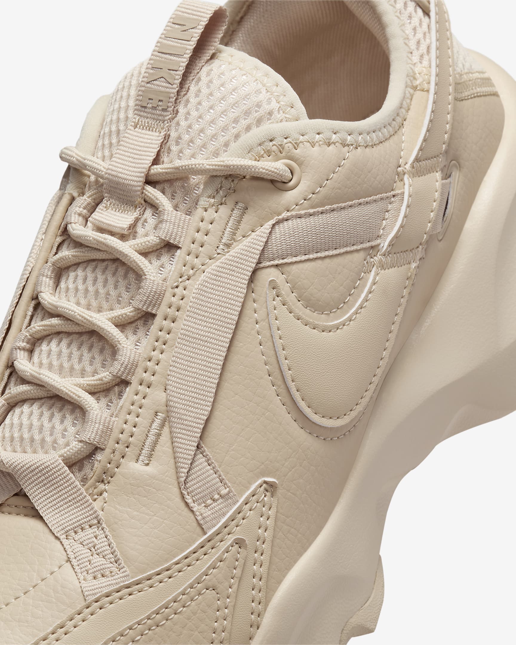 Nike TC 7900 Women's Shoes - Sand Drift/Sail/Sand Drift