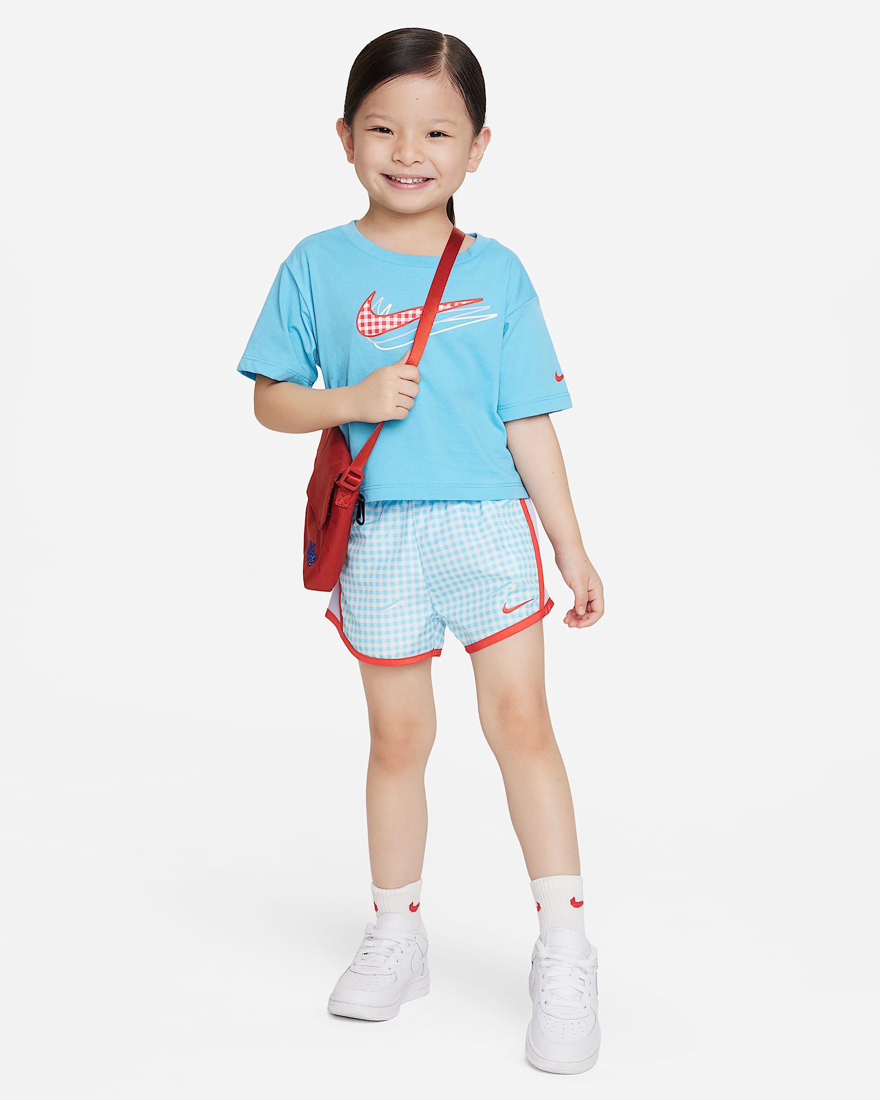 printed nike tempo shorts