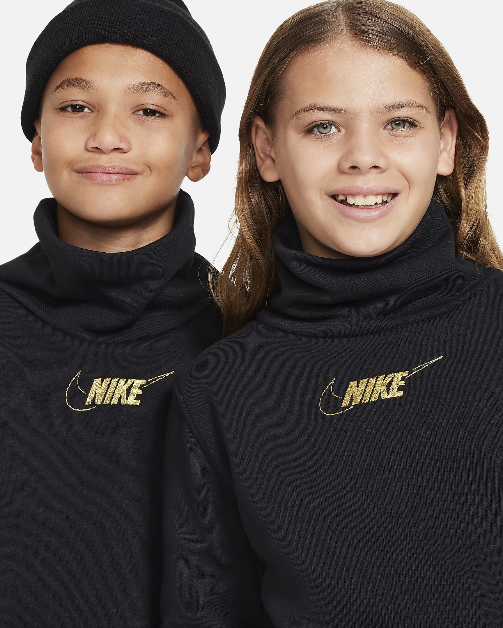Nike Sportswear Club Fleece Older Kids' (Girls') LongSleeve Funnel
