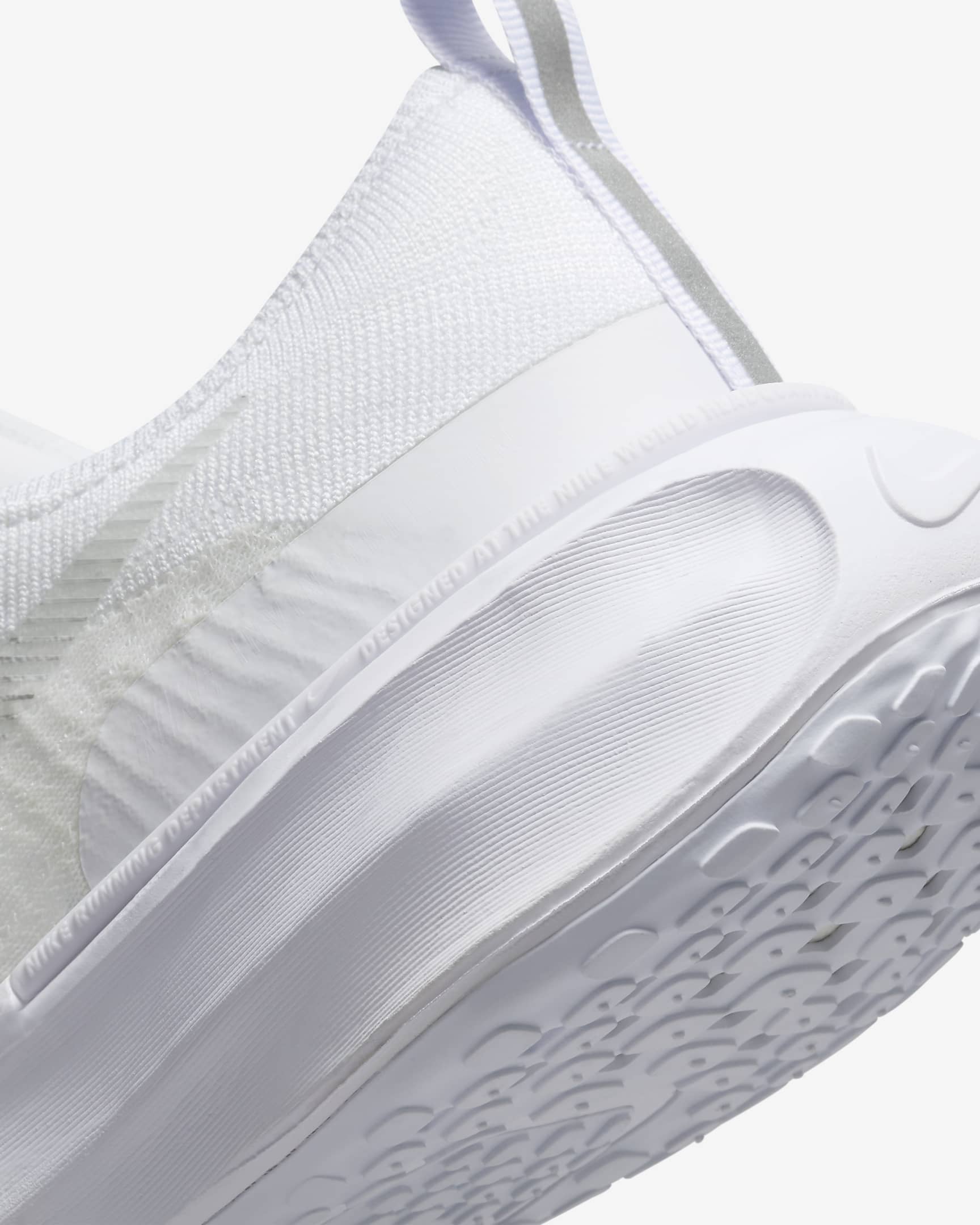 Tenis de correr en pavimento para mujer Nike Invincible 3 - Blanco/Tinte platino/Blanco/Polvo fotón