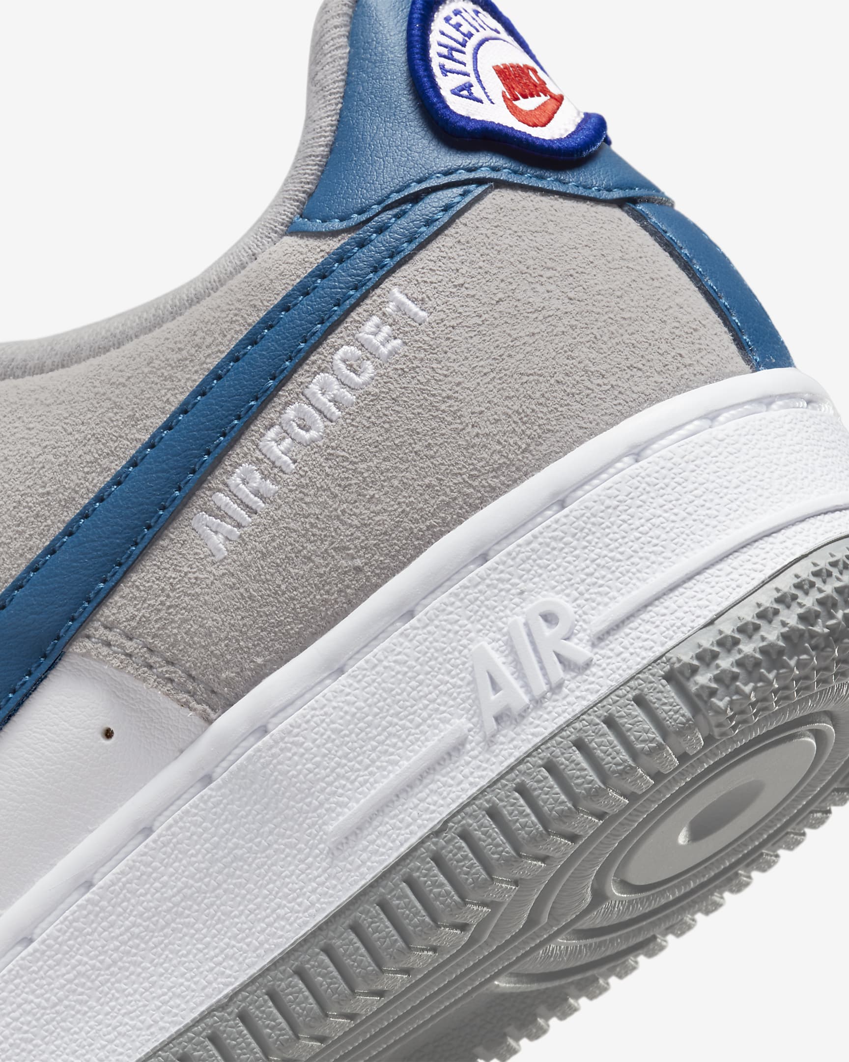 Nike Air Force 1 LV8 Older Kids' Shoes. Nike PH