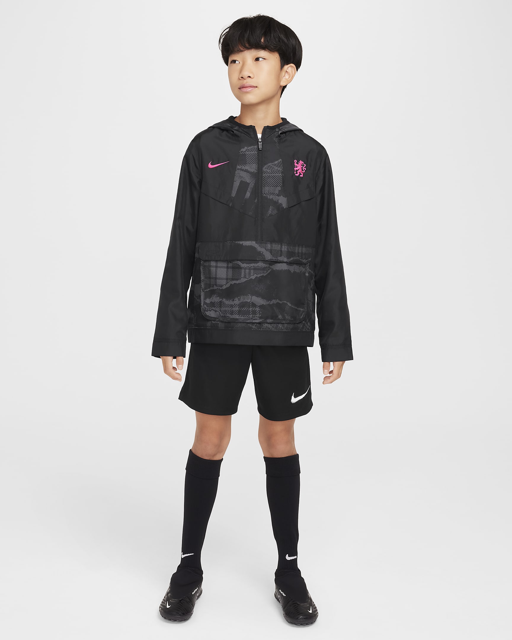 Chamarra tipo anorak de fútbol Nike del Chelsea FC alternativa Amplify Windrunner para niño talla grande - Negro/Negro/Rosa óptimo