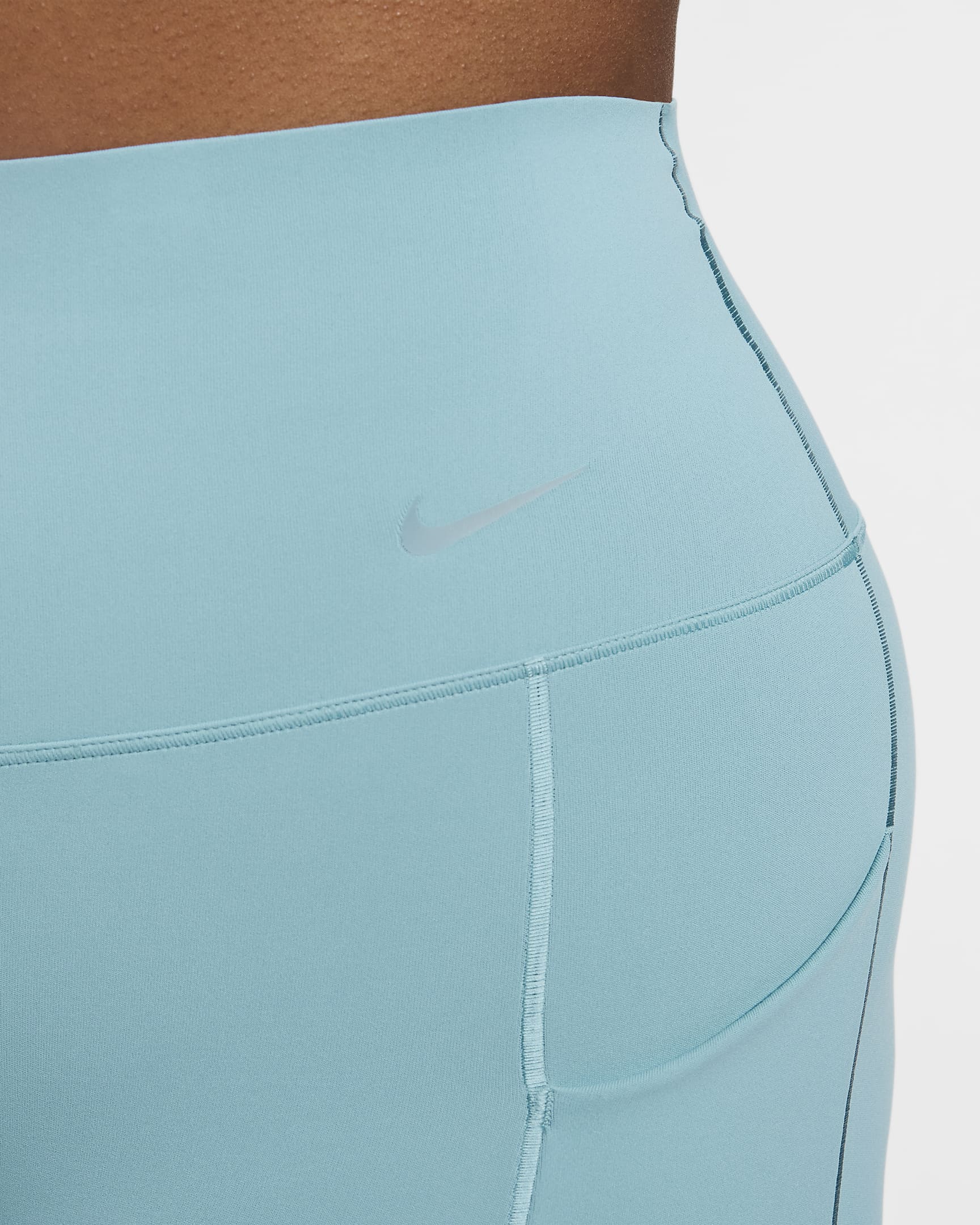 Shorts de ciclismo con bolsillos de 20 cm de tiro alto y media sujeción para mujer Nike Universa - Denim turquesa/Negro