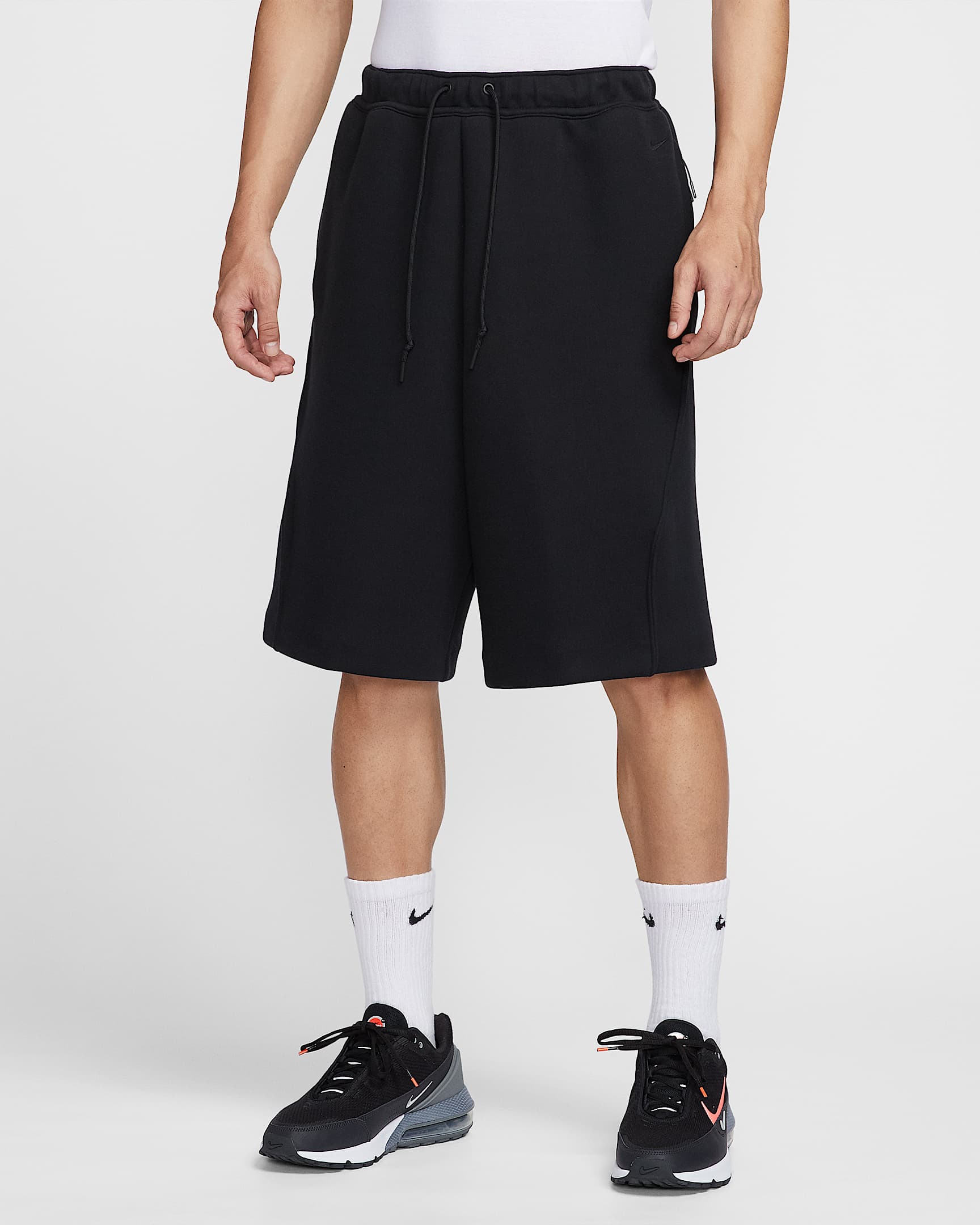 Nike Tech Men's Fleece Oversized-Fit Shorts - Black/Light Bone/Black