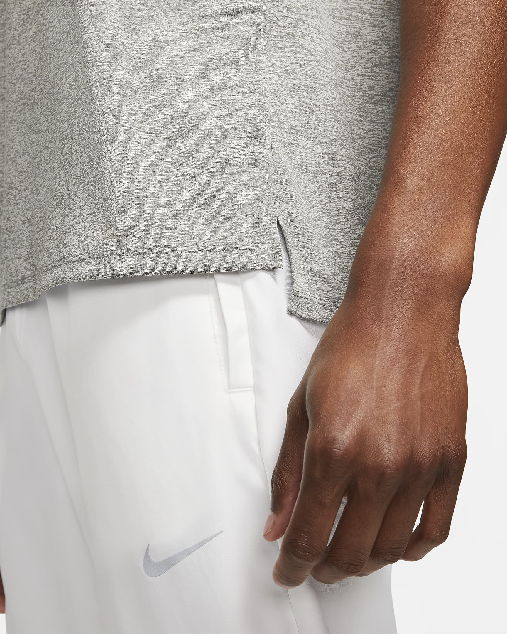 Nike Rise 365 Men's Dri-FIT Short-Sleeve Running Top - Smoke Grey/Heather