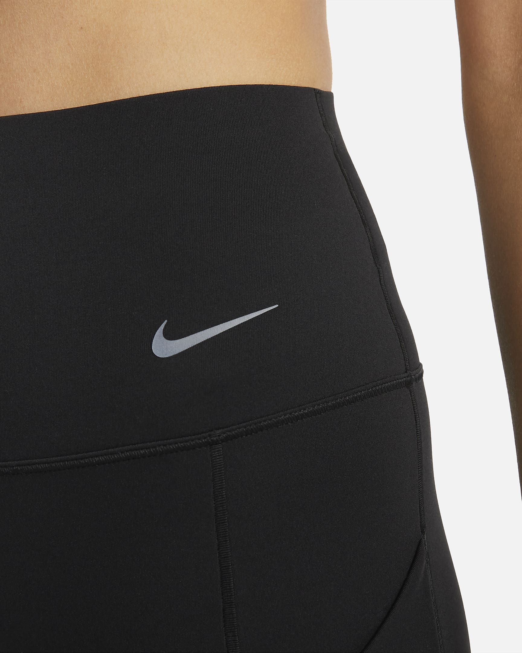 Nike Universa Women's Medium-Support High-Waisted 7/8 Leggings with Pockets - Black/Black