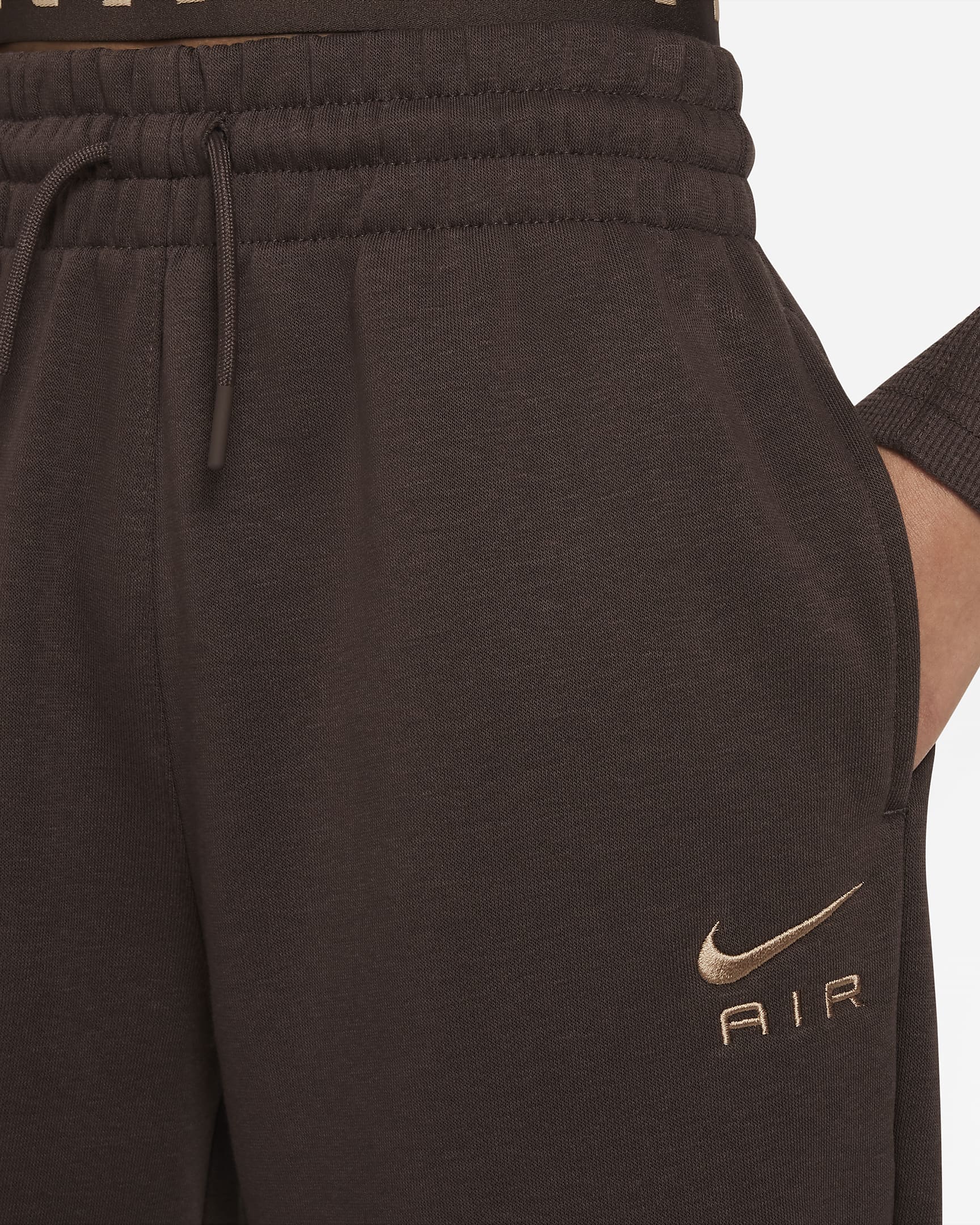 Nike Air Club Fleece Older Kids' (Girls') Trousers. Nike ID
