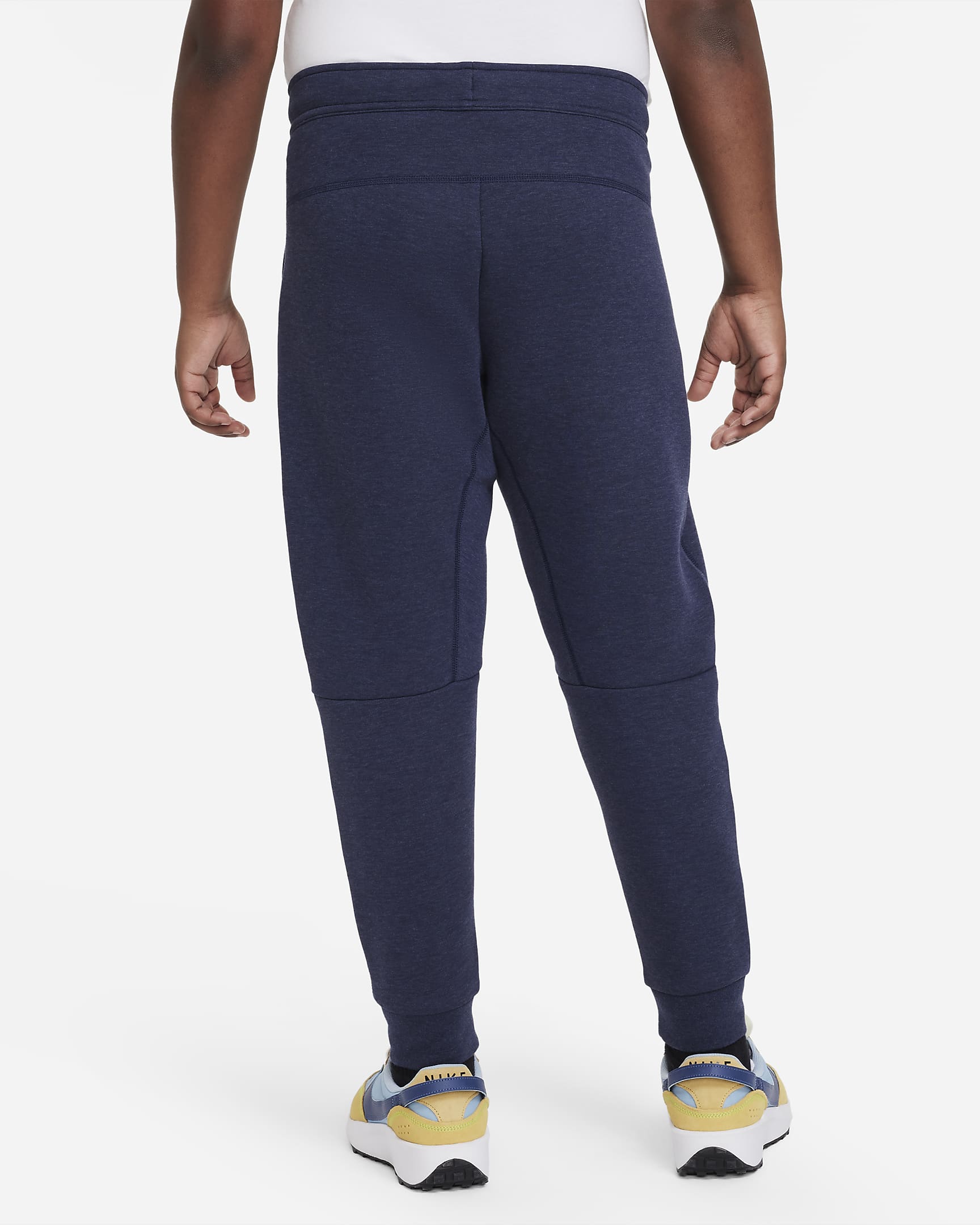 Nike Sportswear Tech Fleece Older Kids' (Boys') Trousers (Extended Size ...