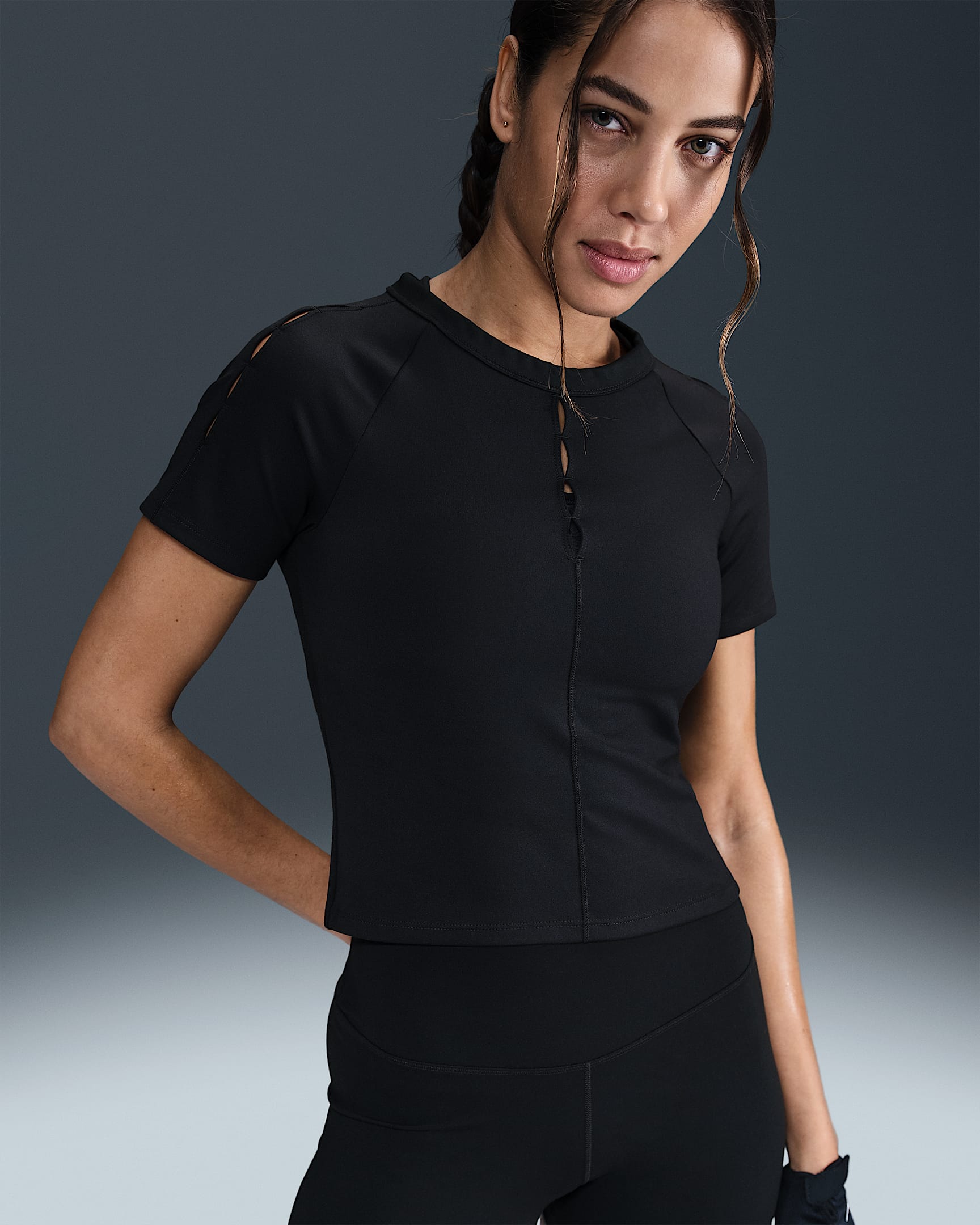 Playera de manga corta Dri-FIT cropped para mujer Nike One Fitted - Negro/Negro