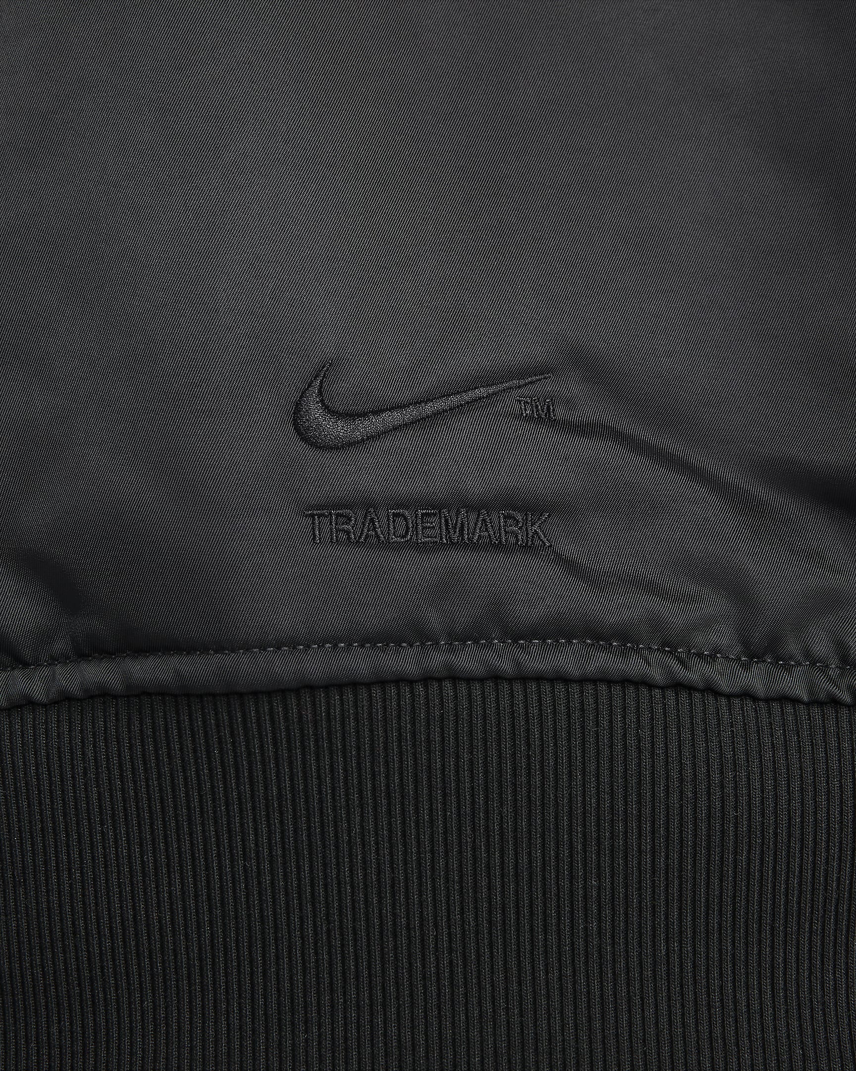 Tottenham Hotspur Men's Nike Football Synthetic-Fill Bomber Jacket. Nike PT