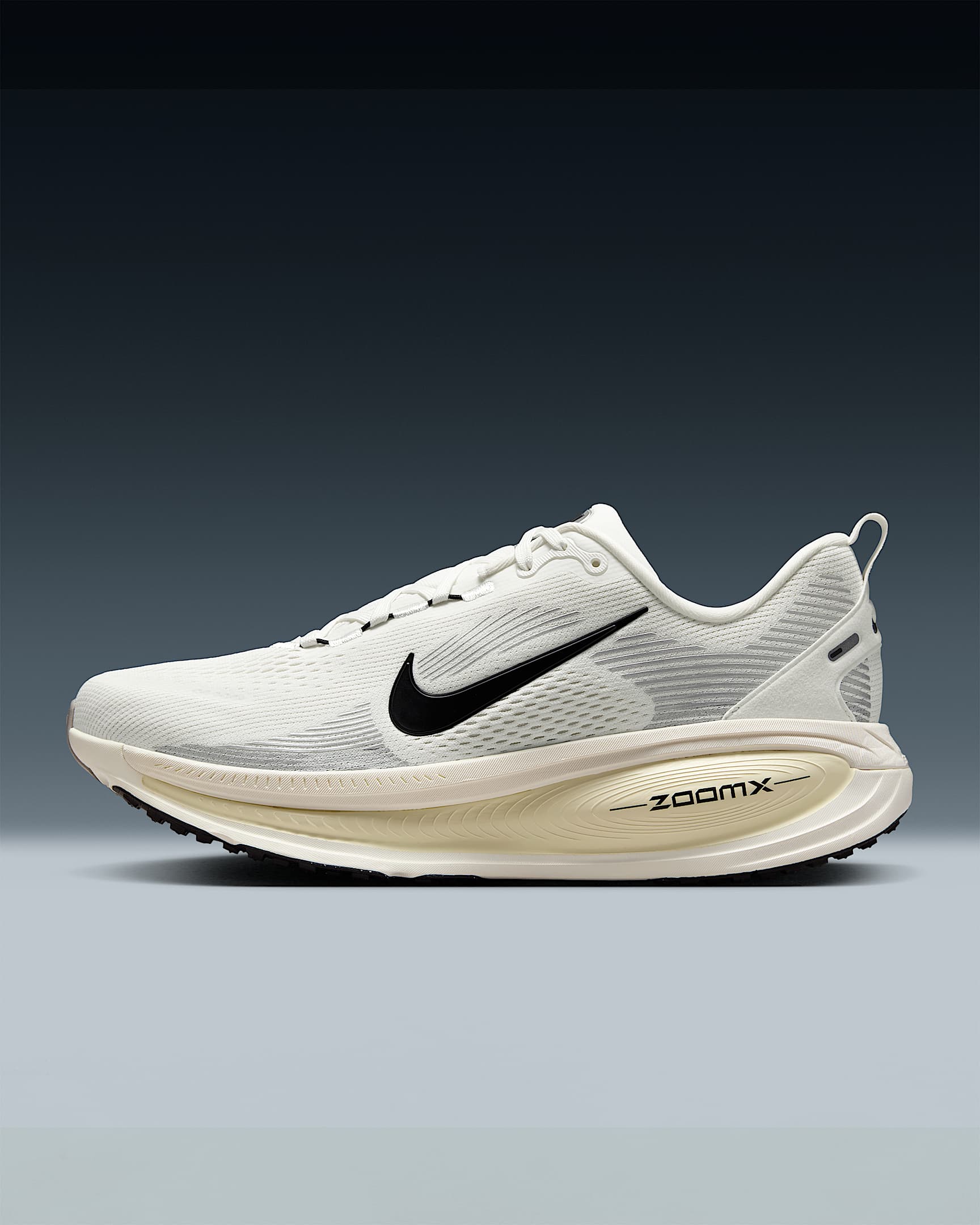 Nike Vomero 18 男款路跑鞋 - Summit White/Coconut Milk/Coconut Milk/黑色