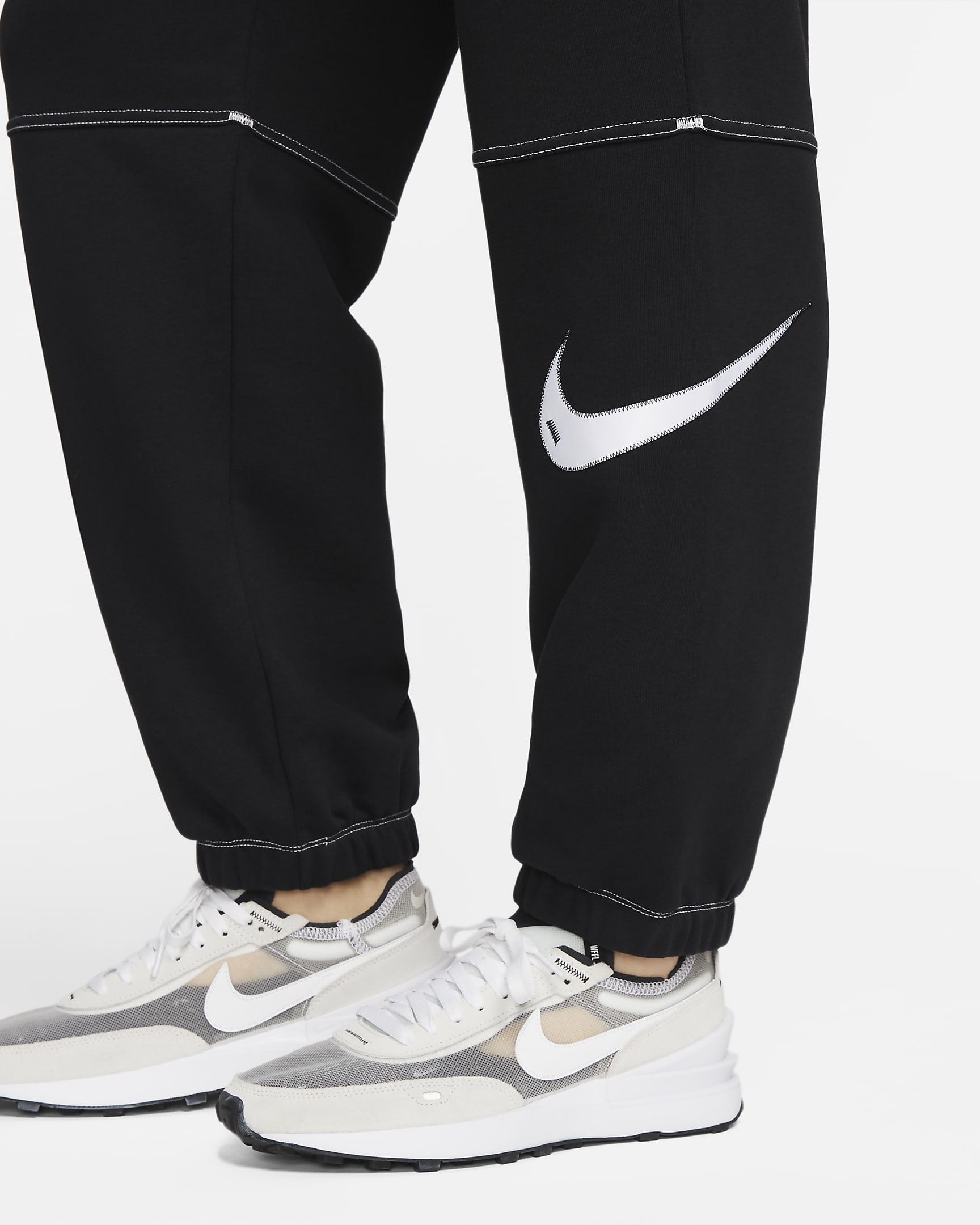 Nike Sportswear Swoosh High-Rise Joggers. Nike UK