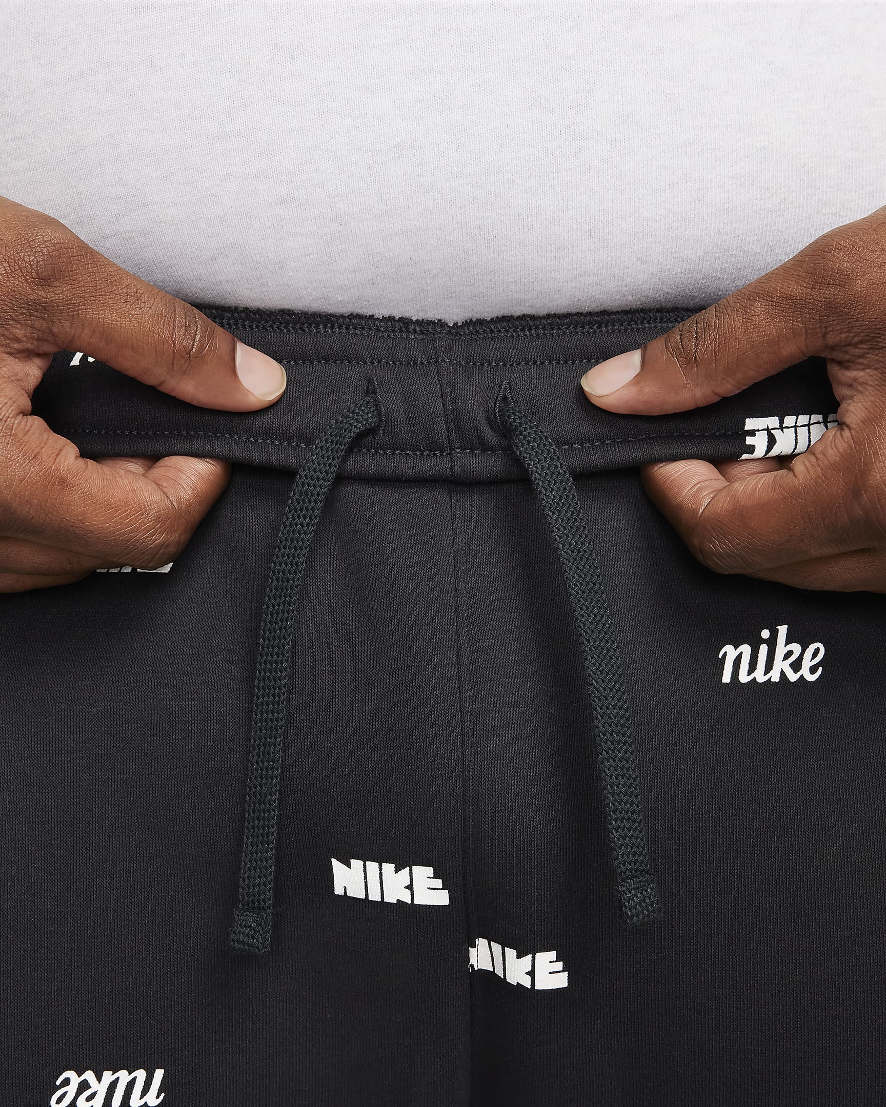 Nike Club Fleece Men's Brushed-Back All-Over Print Joggers. Nike UK