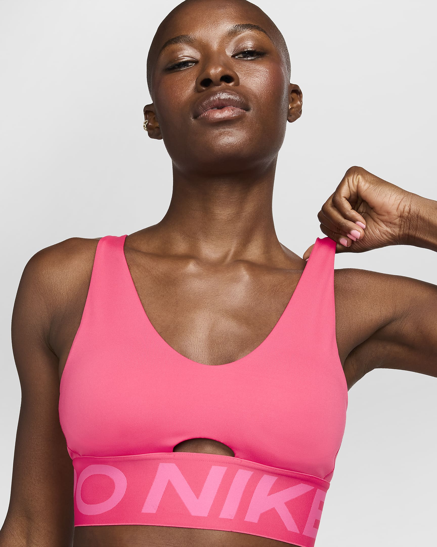 Bra deportivo de media sujeción con almohadillas para mujer Nike Pro Indy Plunge - Rosa margarita/Rosa paleta/Blanco