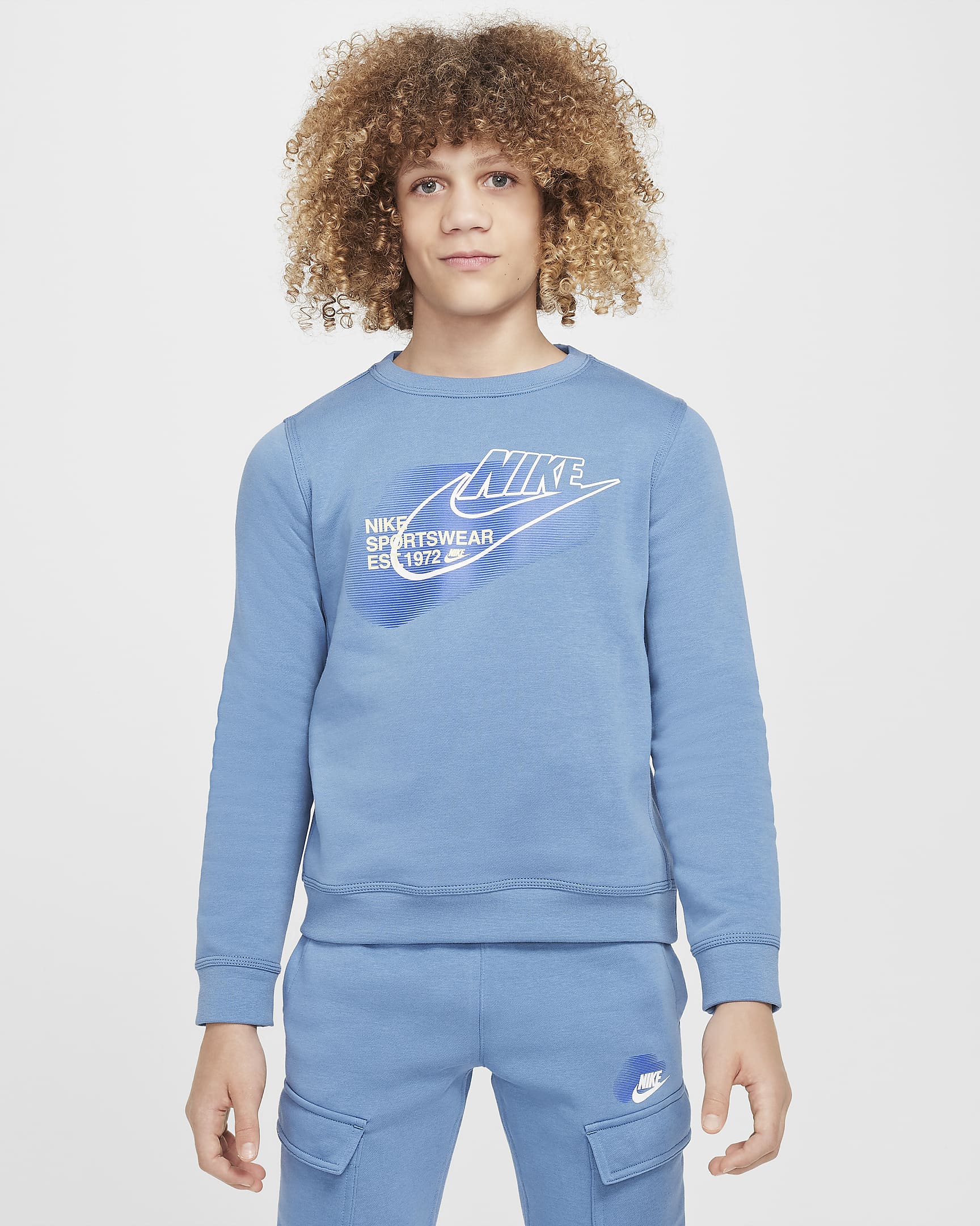 Nike Sportswear Standard Issue sweatshirt med rund hals til store barn (gutt) - Aegean Storm