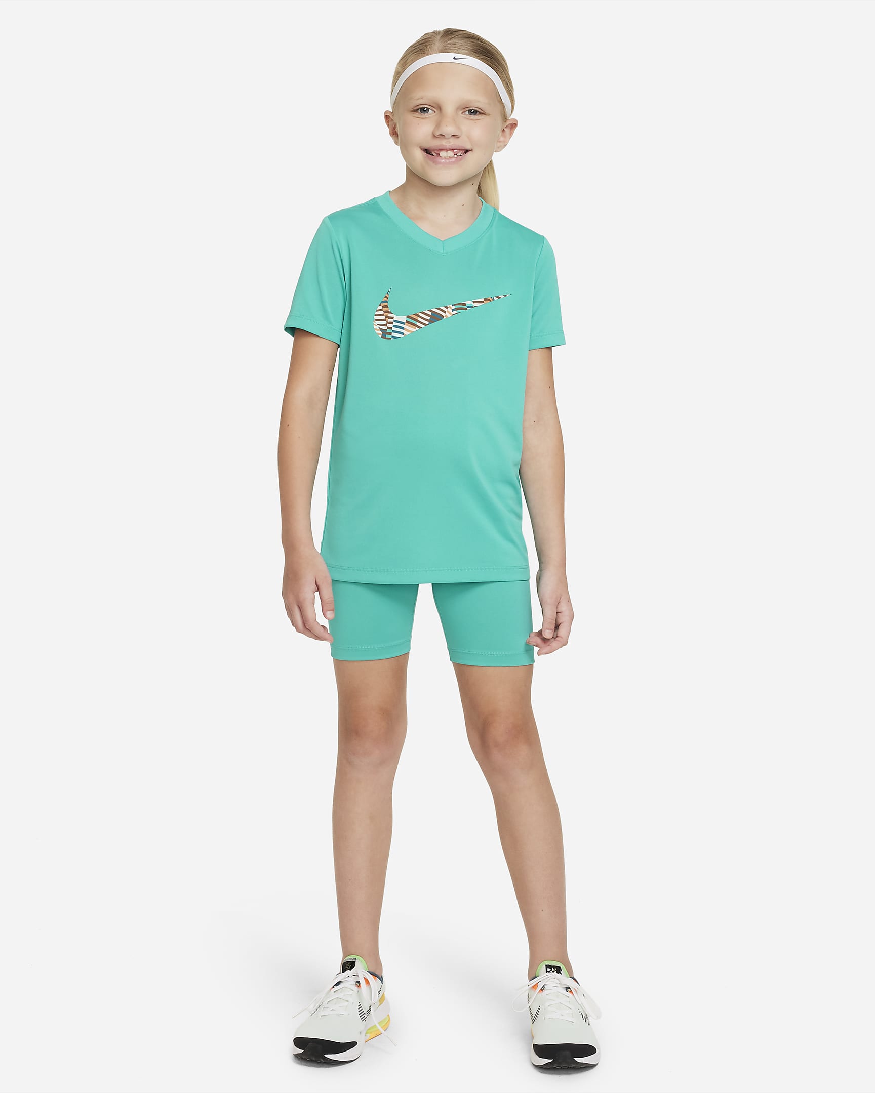 Nike Dri-FIT Older Kids' (Girls') V-Neck T-Shirt - Clear Jade II