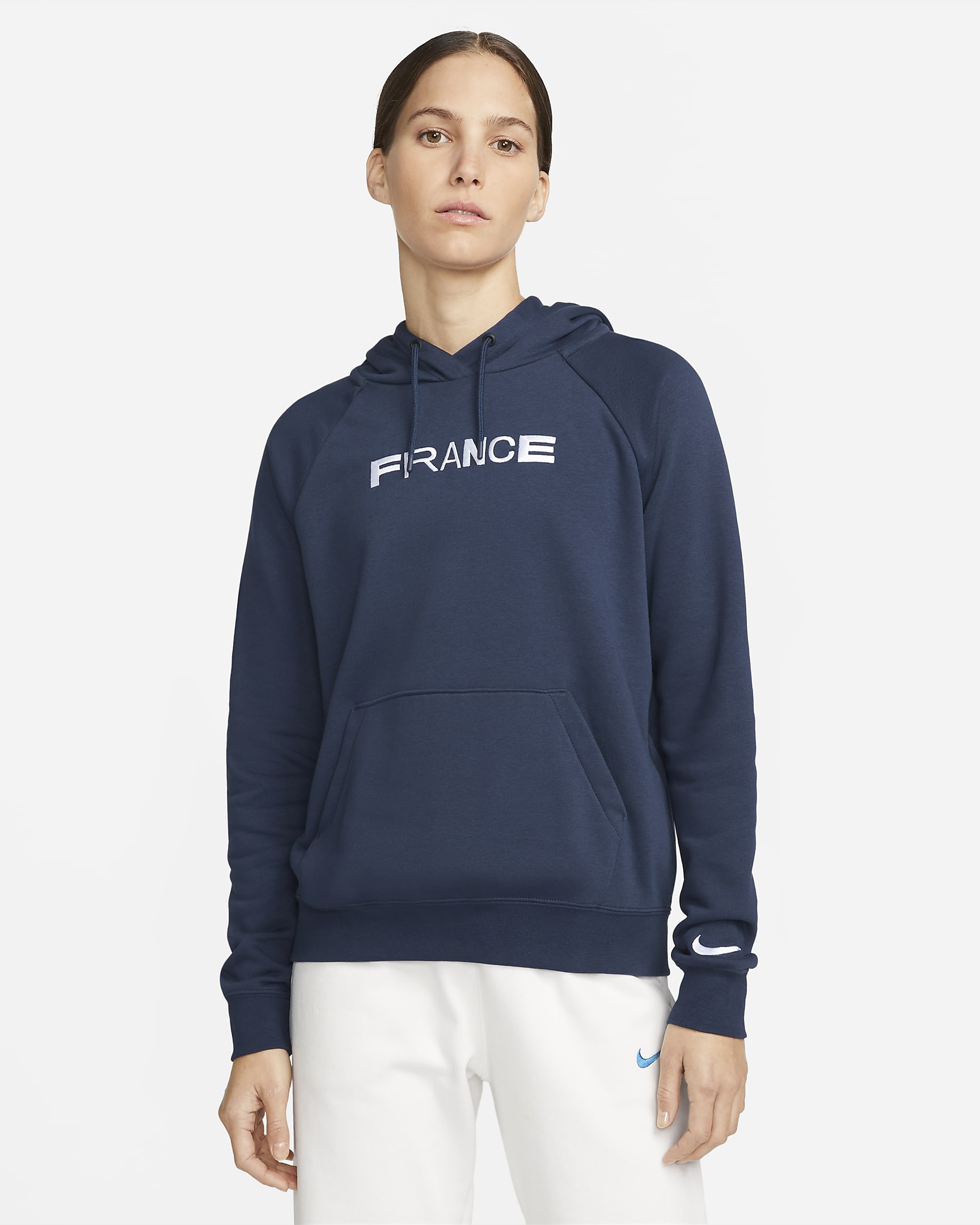 FFF Essential Women's Fleece Pullover Hoodie. Nike NL