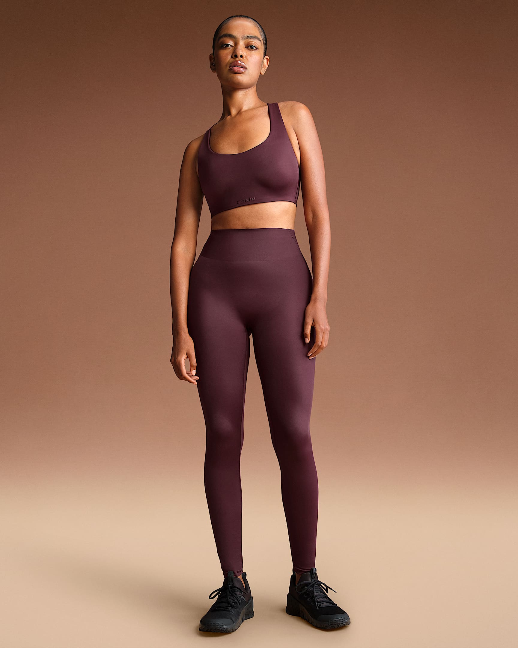 NikeSKIMS Shine Women's High-Waisted Bonded 26" Leggings - NSKM CURRANT