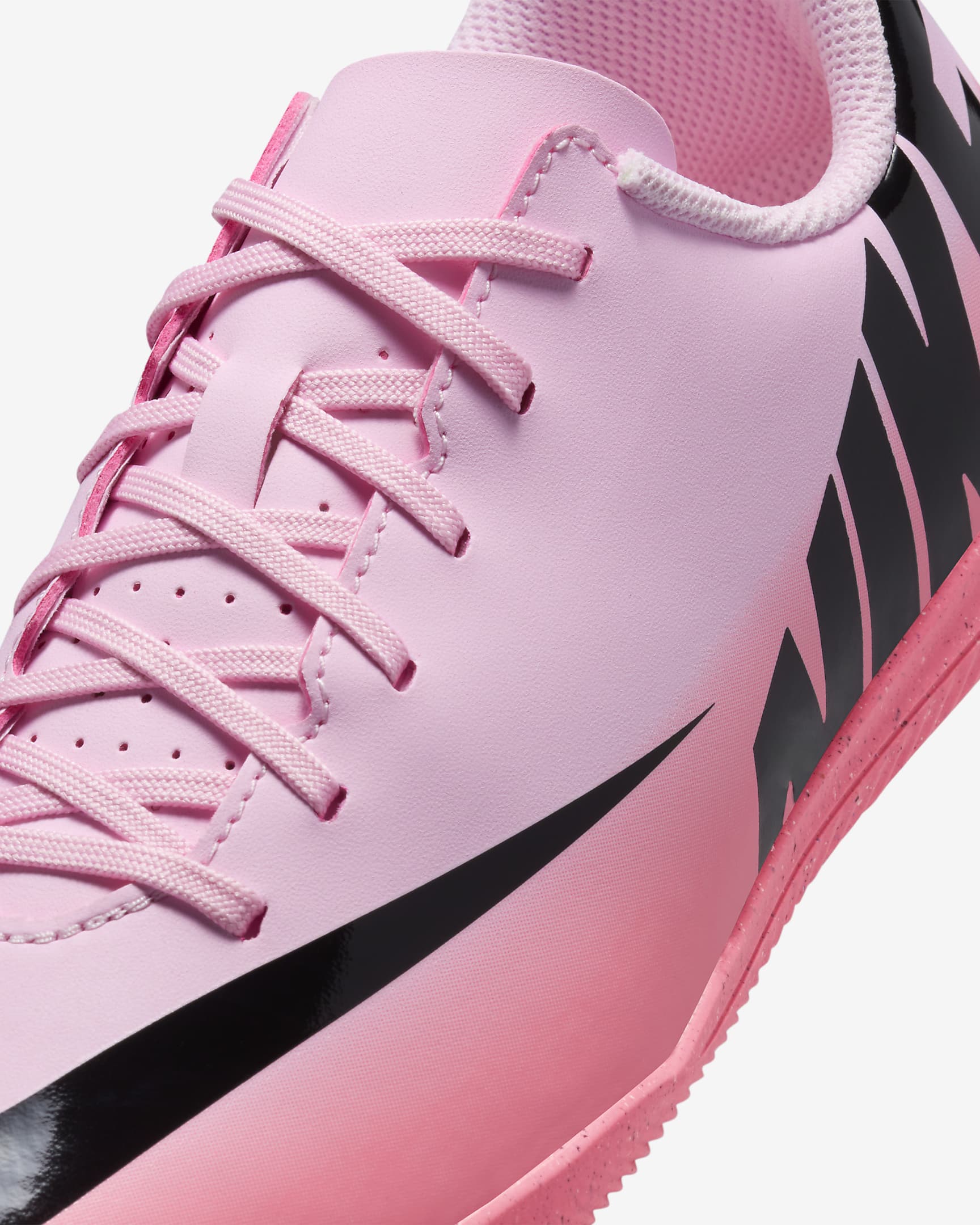 รองเท้าฟุตบอลไม่หุ้มข้อเด็กเล็ก/เด็กโต IC Nike Jr. Mercurial Vapor 15 Club - Pink Foam/ดำ