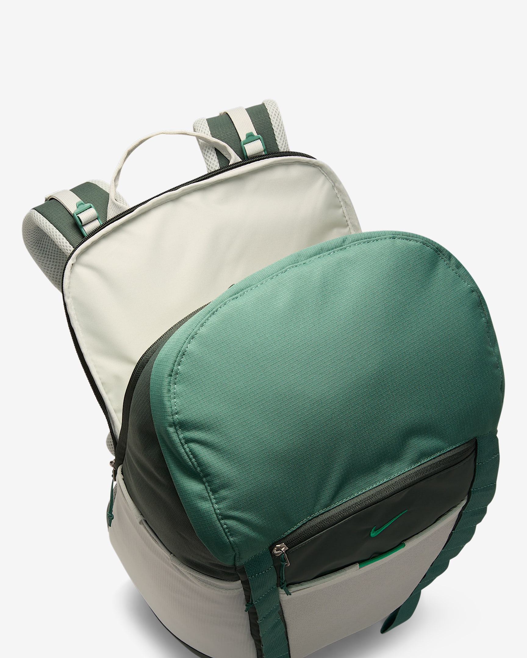 Nike Hike Backpack (27L). Nike AT