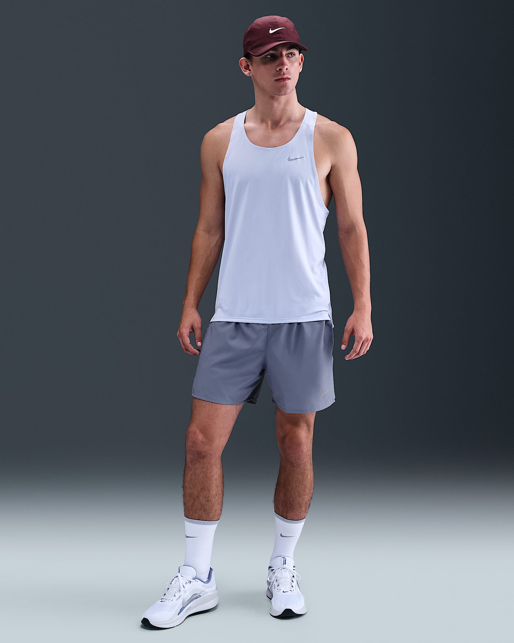 Nike Challenger Dri-FIT 13 cm 2'si 1 Arada Çok Yönlü Erkek Şortu - World Indigo/World Indigo/Siyah