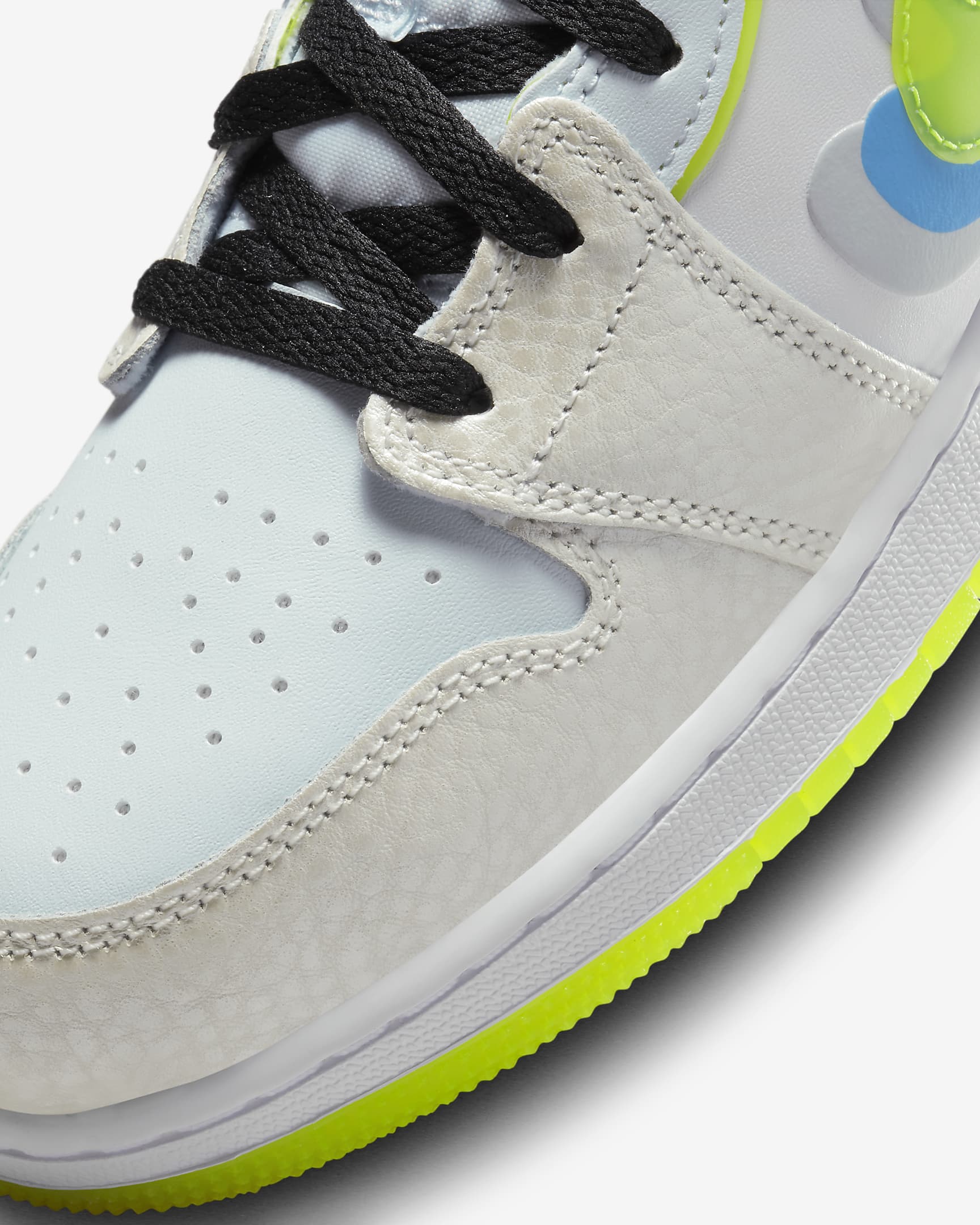 Jordan 1 Mid SE Baby/Toddler Shoes. Nike SE