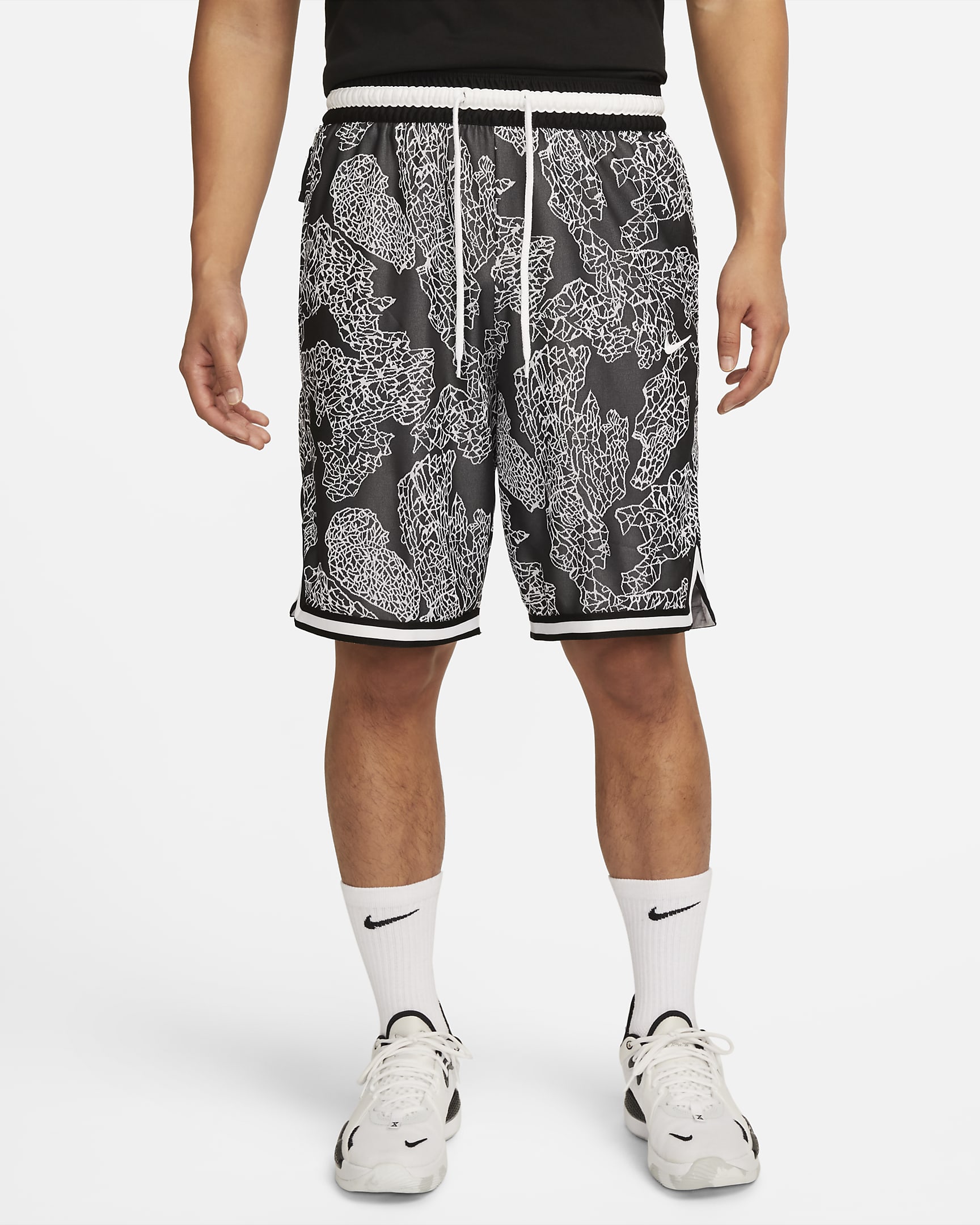 Nike Dri-FIT DNA Men's 10" Basketball Shorts - Black/White