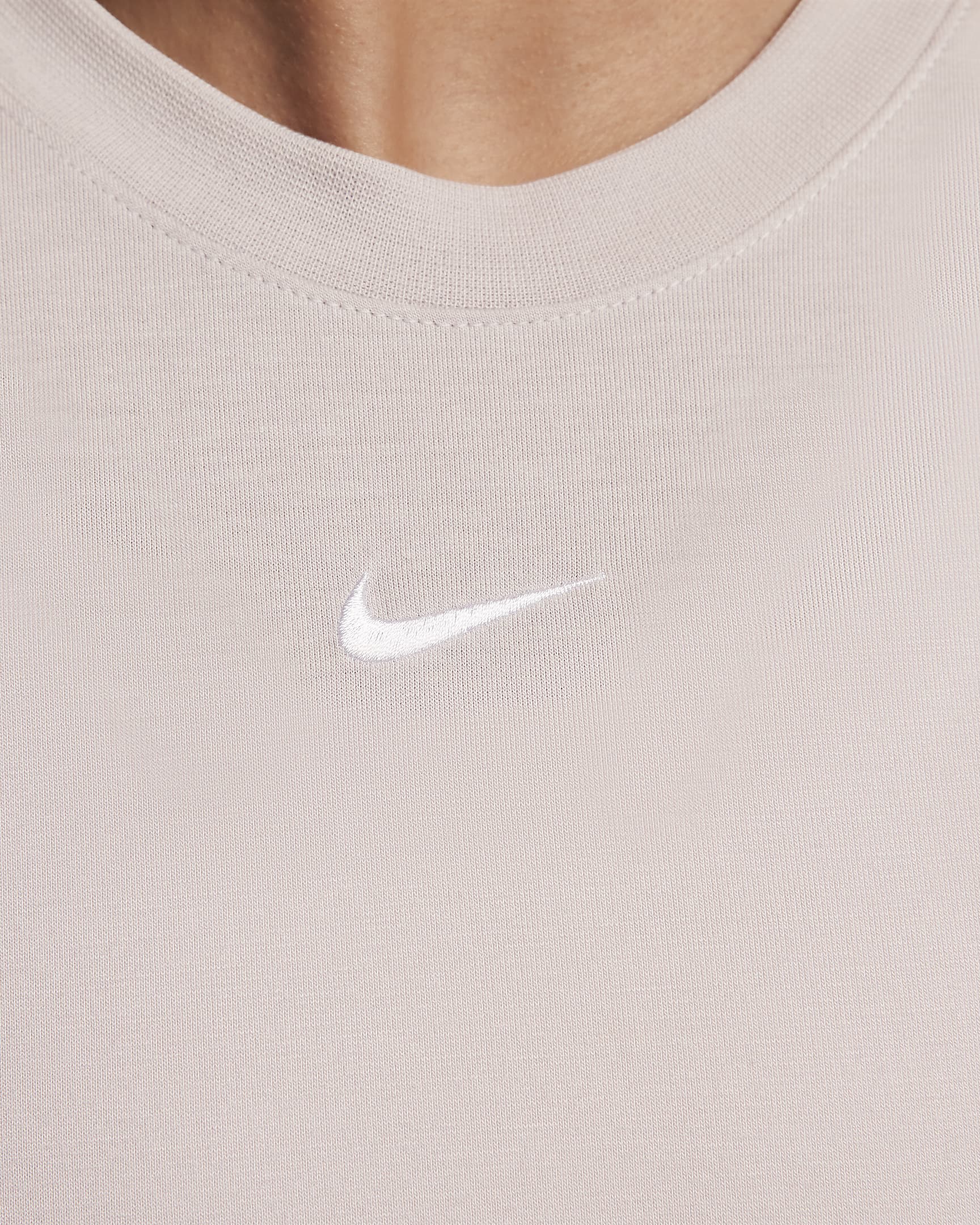 Nike Sportswear Essential Women's Slim Cropped T-Shirt - Platinum Violet/White