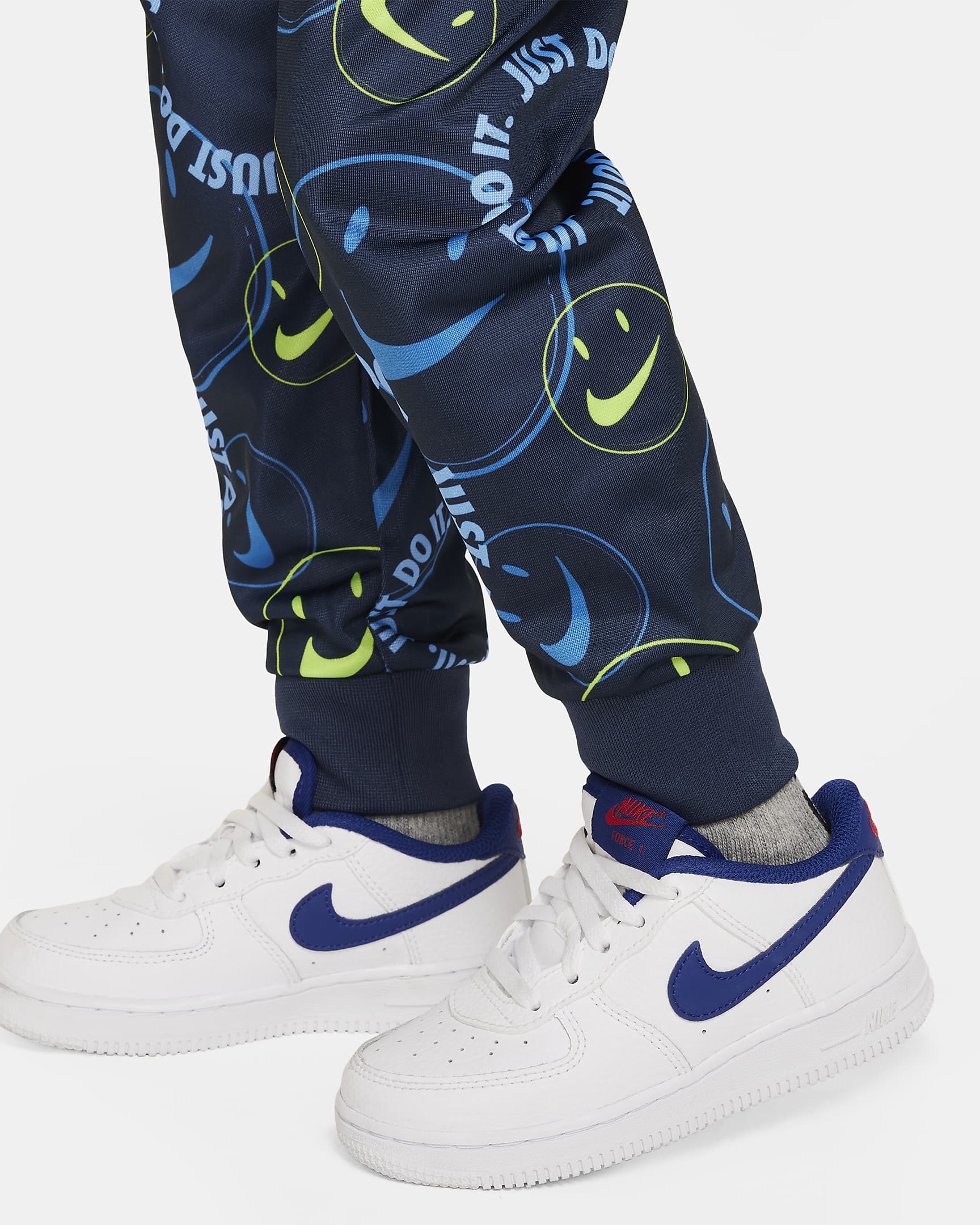 Conjunto de entrenamiento infantil Nike Smiley Swoosh Printed Tricot Set - Azul marino medianoche