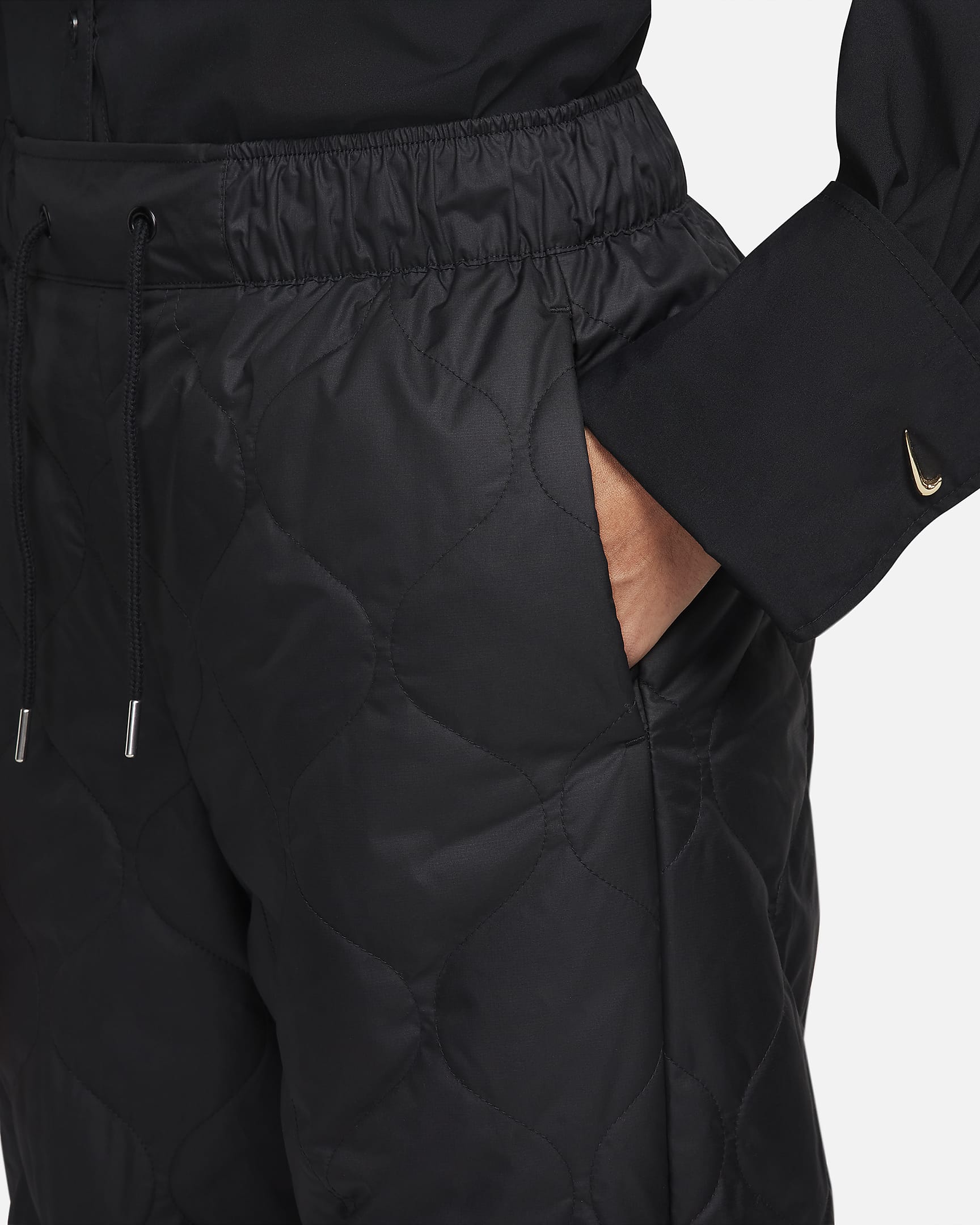 Nike Sportswear Essential Women's HighWaisted OpenHem Quilted