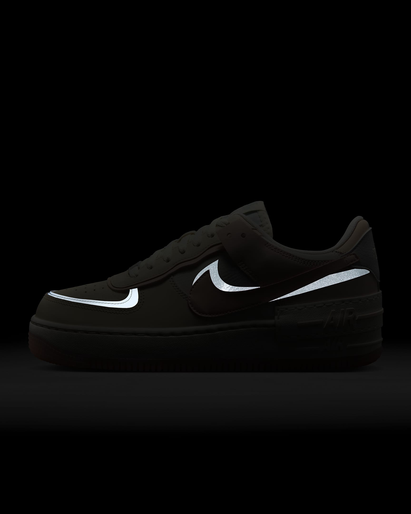 Nike Air Force 1 Shadow-sko til kvinder - Coconut Milk/Light Silver/Sail/Crimson Tint