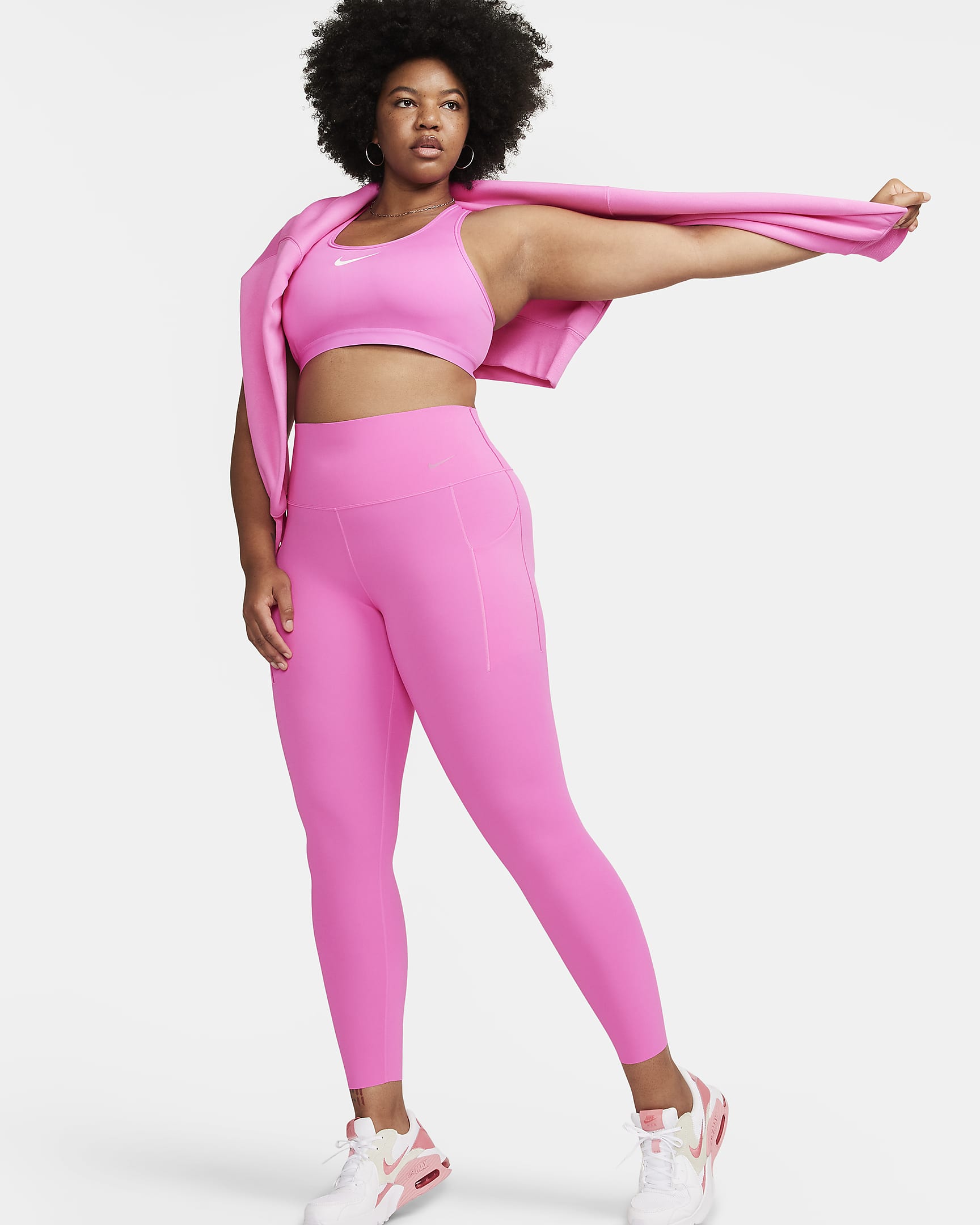 Leggings de 7/8 de tiro alto y sujeción media con bolsillos para mujer Nike Universa - Rosa alegre/Negro