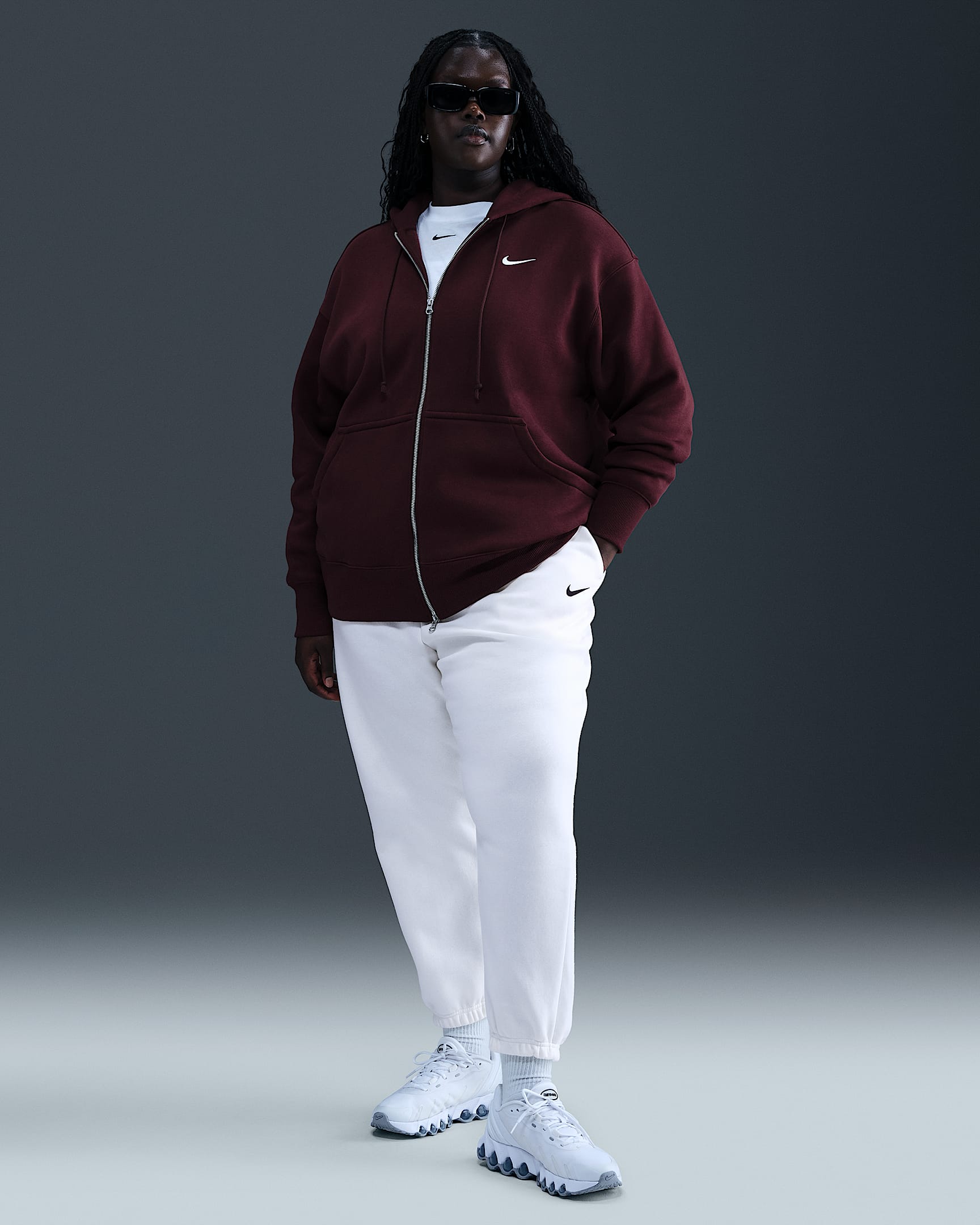 Nike Sportswear Phoenix Fleece Women's High-Waisted Oversized Tracksuit Bottoms (Plus Size) - Sail/Black